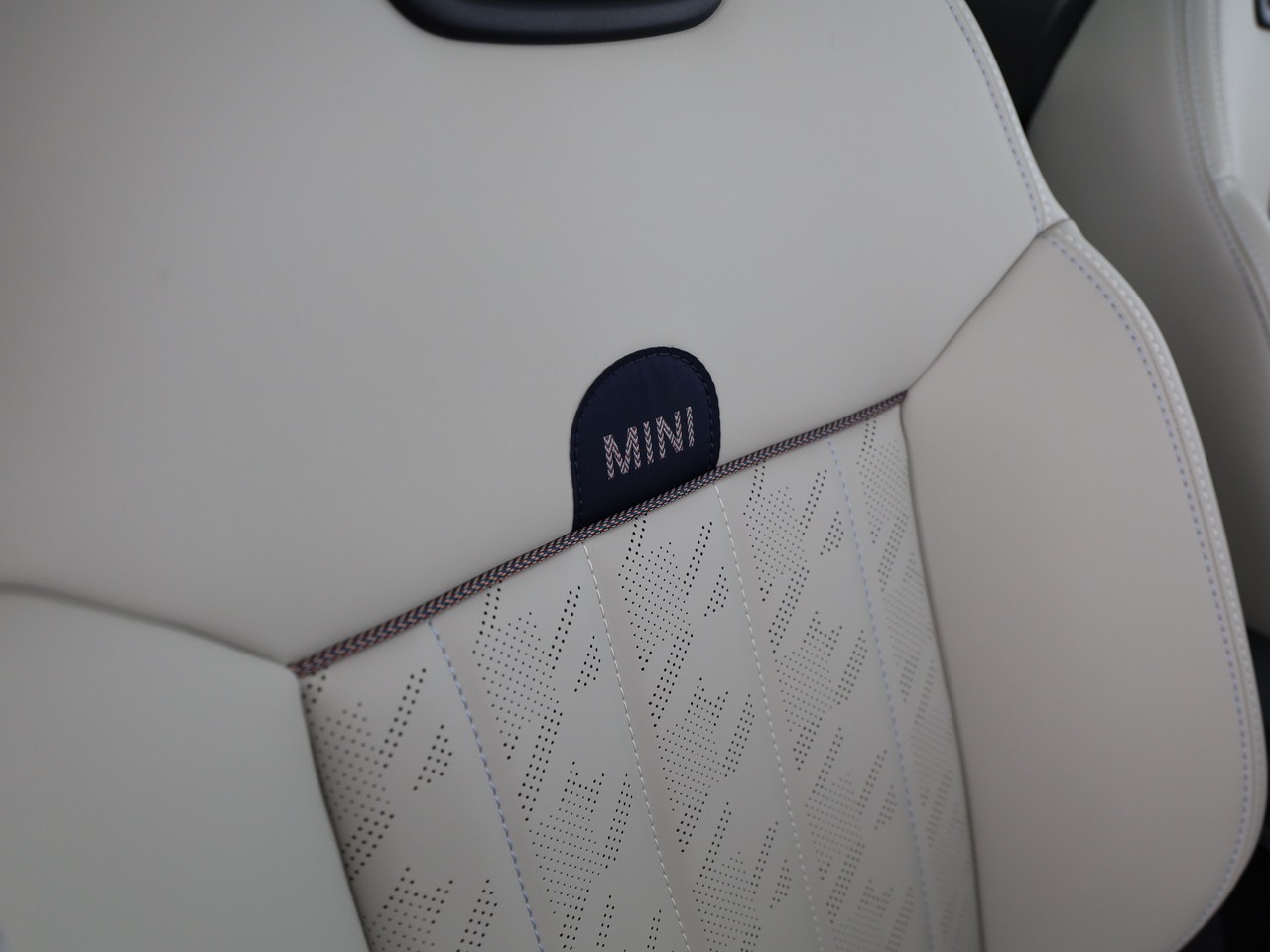 MINI Cooper S DKG-image-13