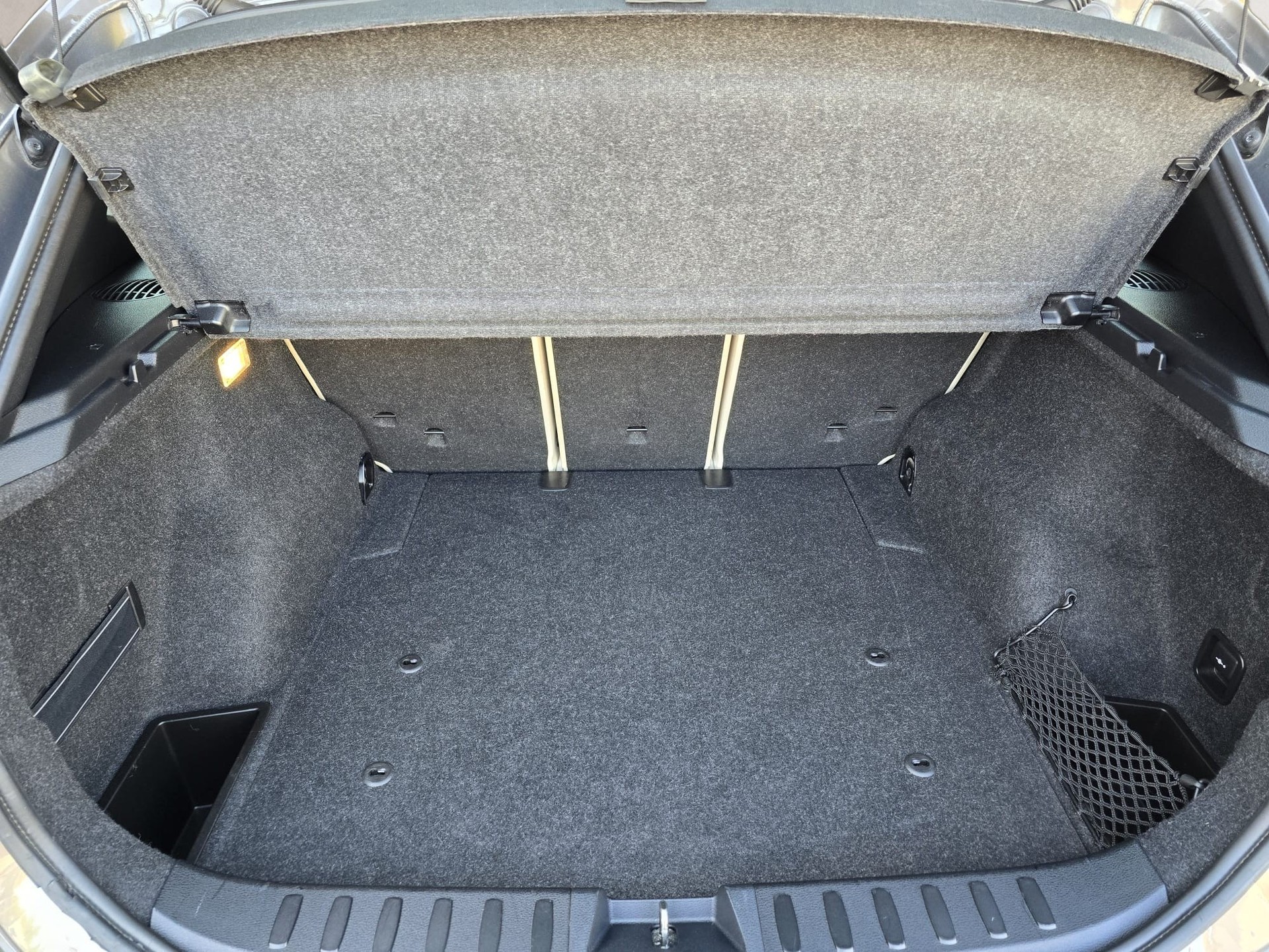 BMW X1 xDrive 20i Sport Line Steptronic-image-17