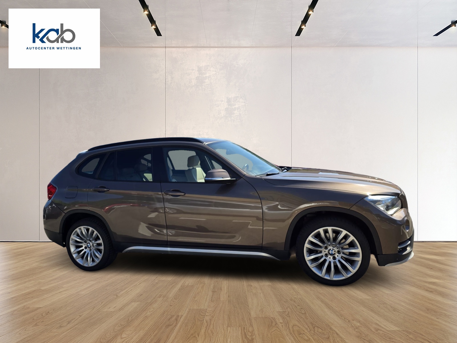 BMW X1 xDrive 20i Sport Line Steptronic-image-7
