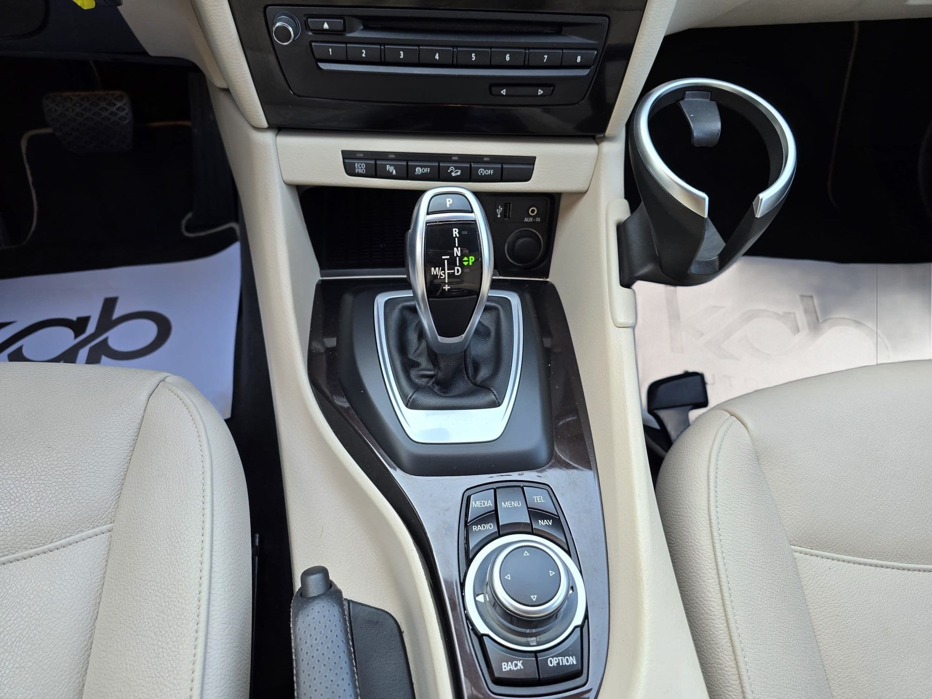 BMW X1 xDrive 20i Sport Line Steptronic-image-11