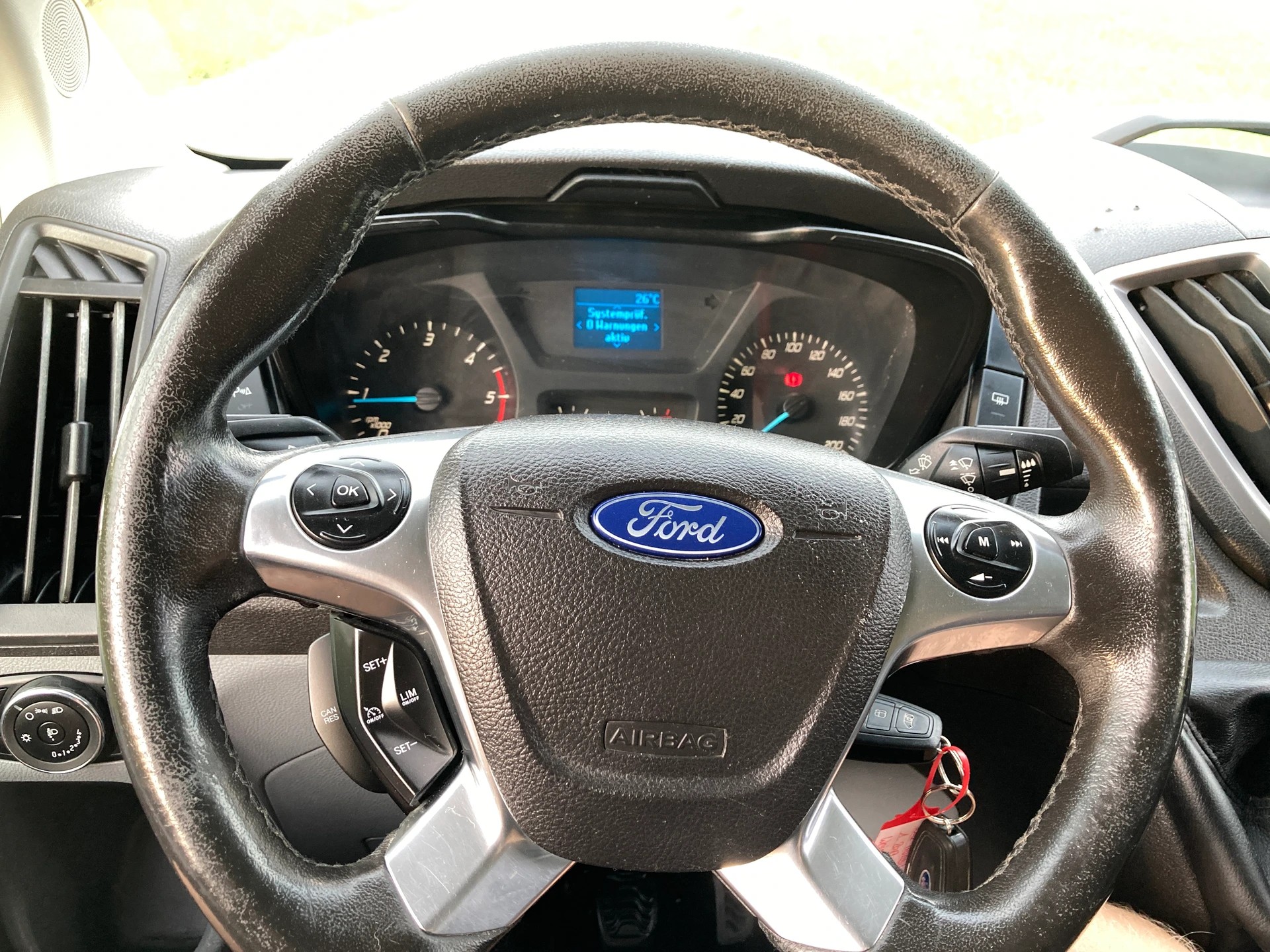 FORD Transit Van 310 L2 Ambiente 2.0 TDCi 105 FWD mit Anhängerkupplung-image-13