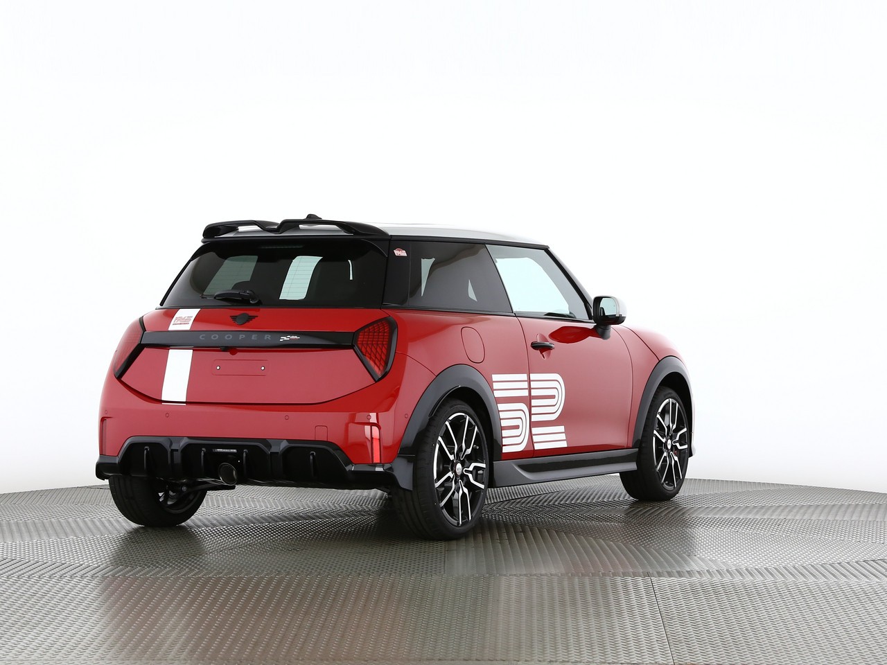 MINI Cooper John Cooper Works DKG-image-1