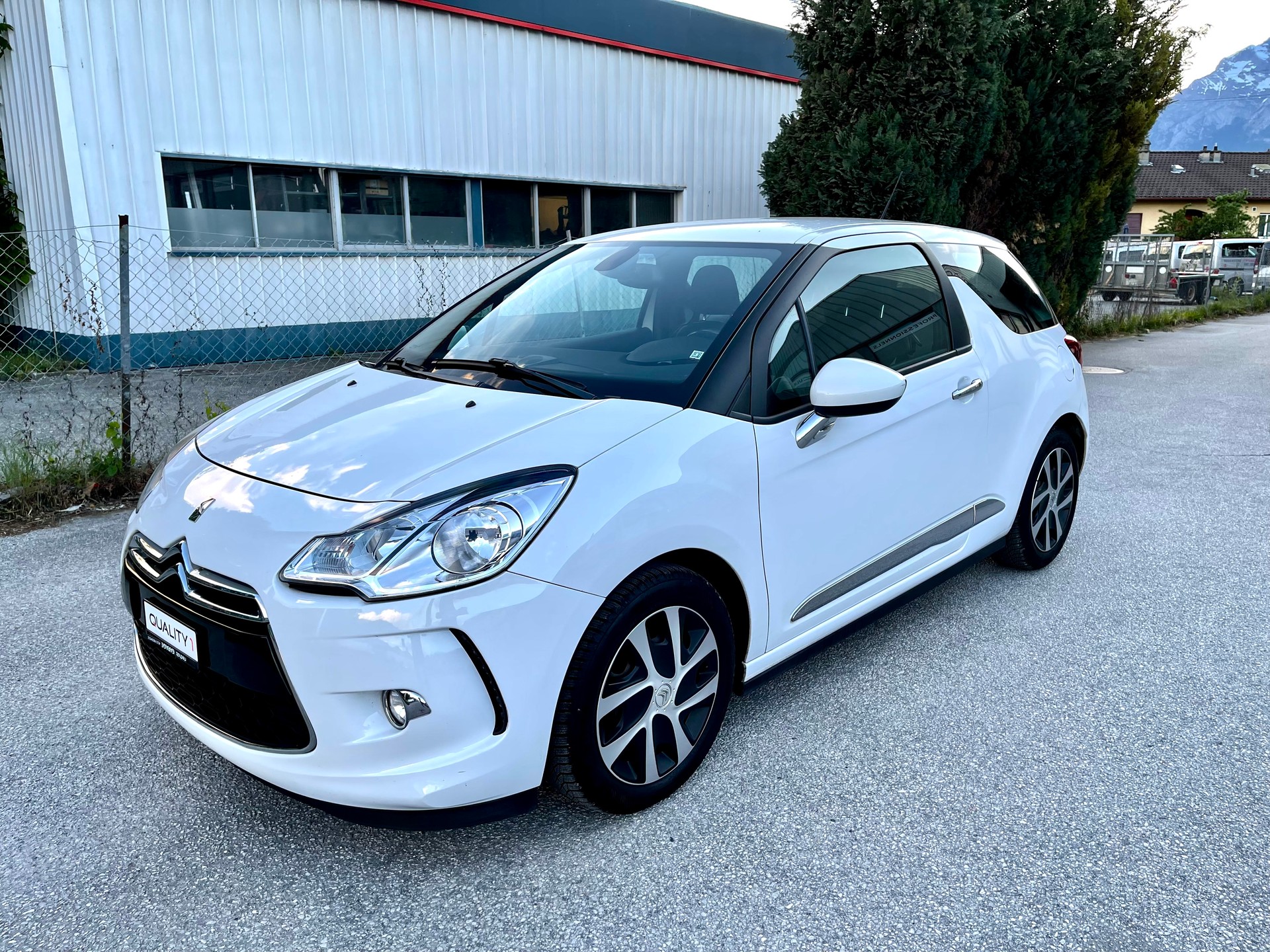 DS AUTOMOBILES DS3 1.2 VTi Chic ETG5-image-23