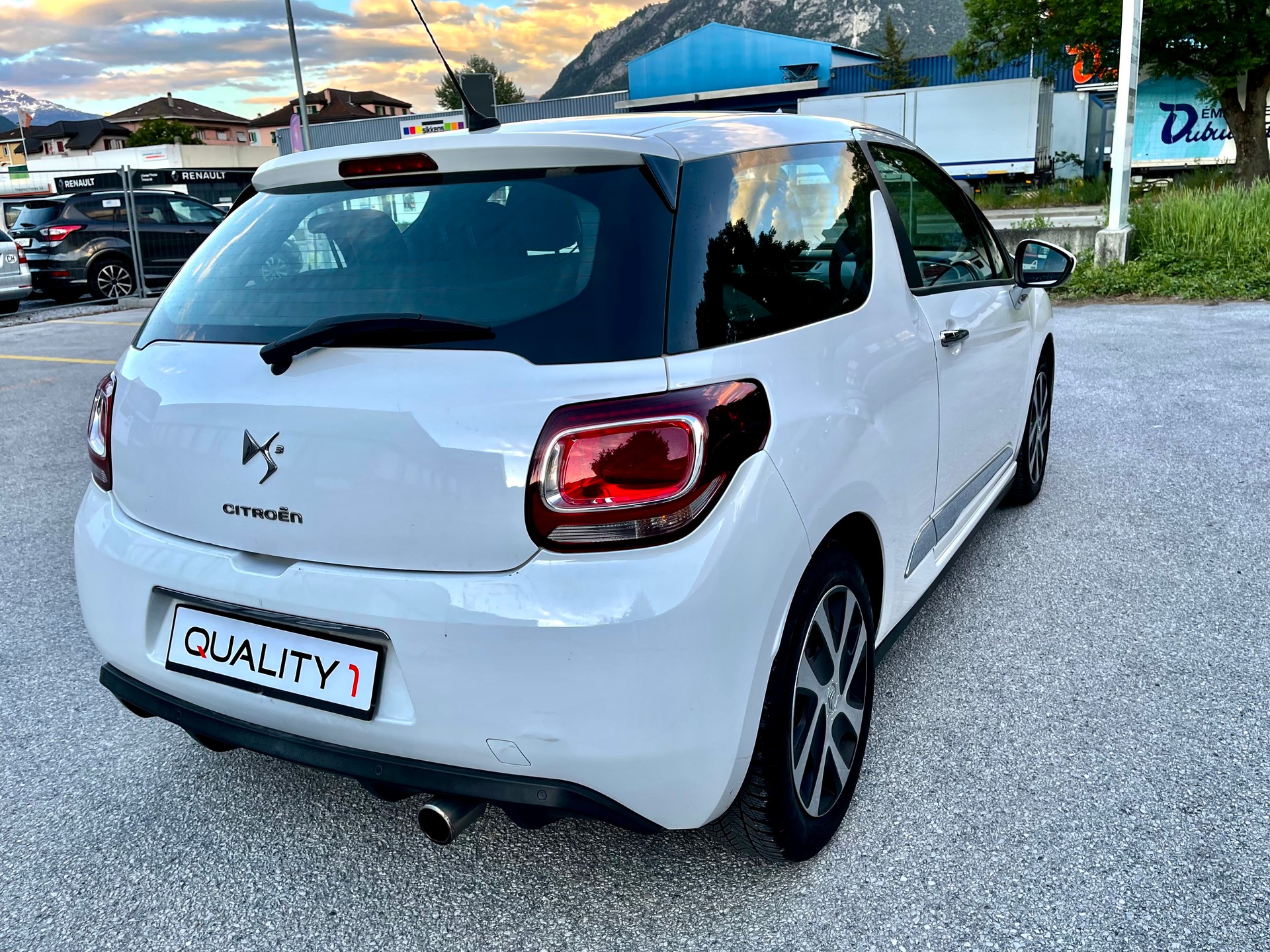 DS AUTOMOBILES DS3 1.2 VTi Chic ETG5-image-4