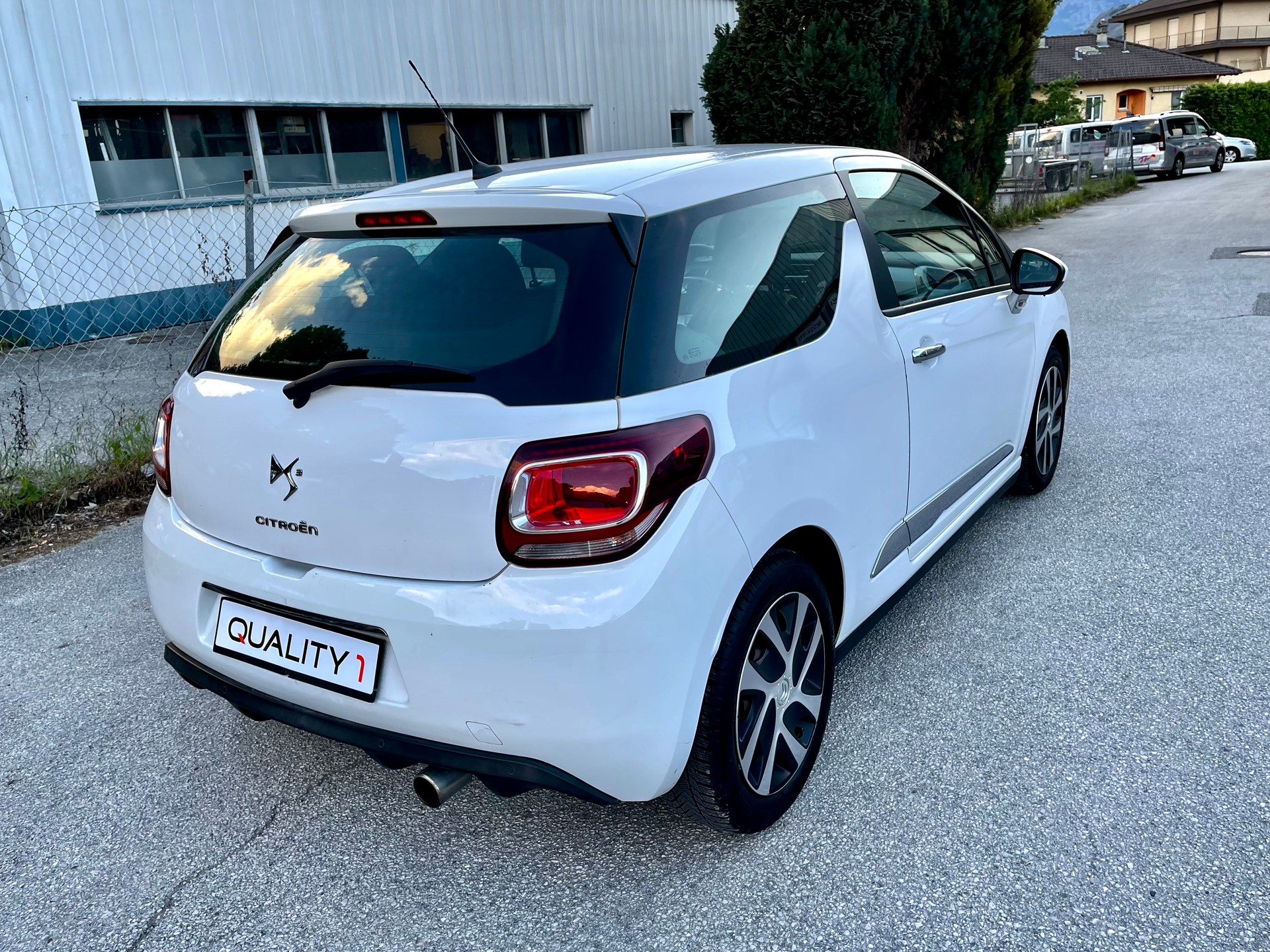 DS AUTOMOBILES DS3 1.2 VTi Chic ETG5-image-10