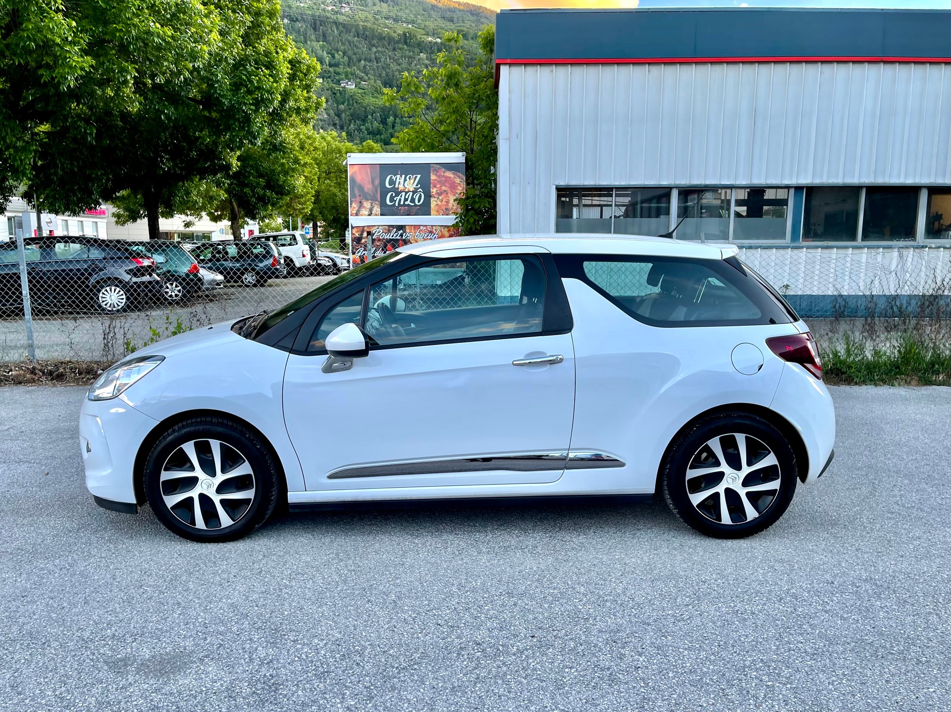 DS AUTOMOBILES DS3 1.2 VTi Chic ETG5-image-9