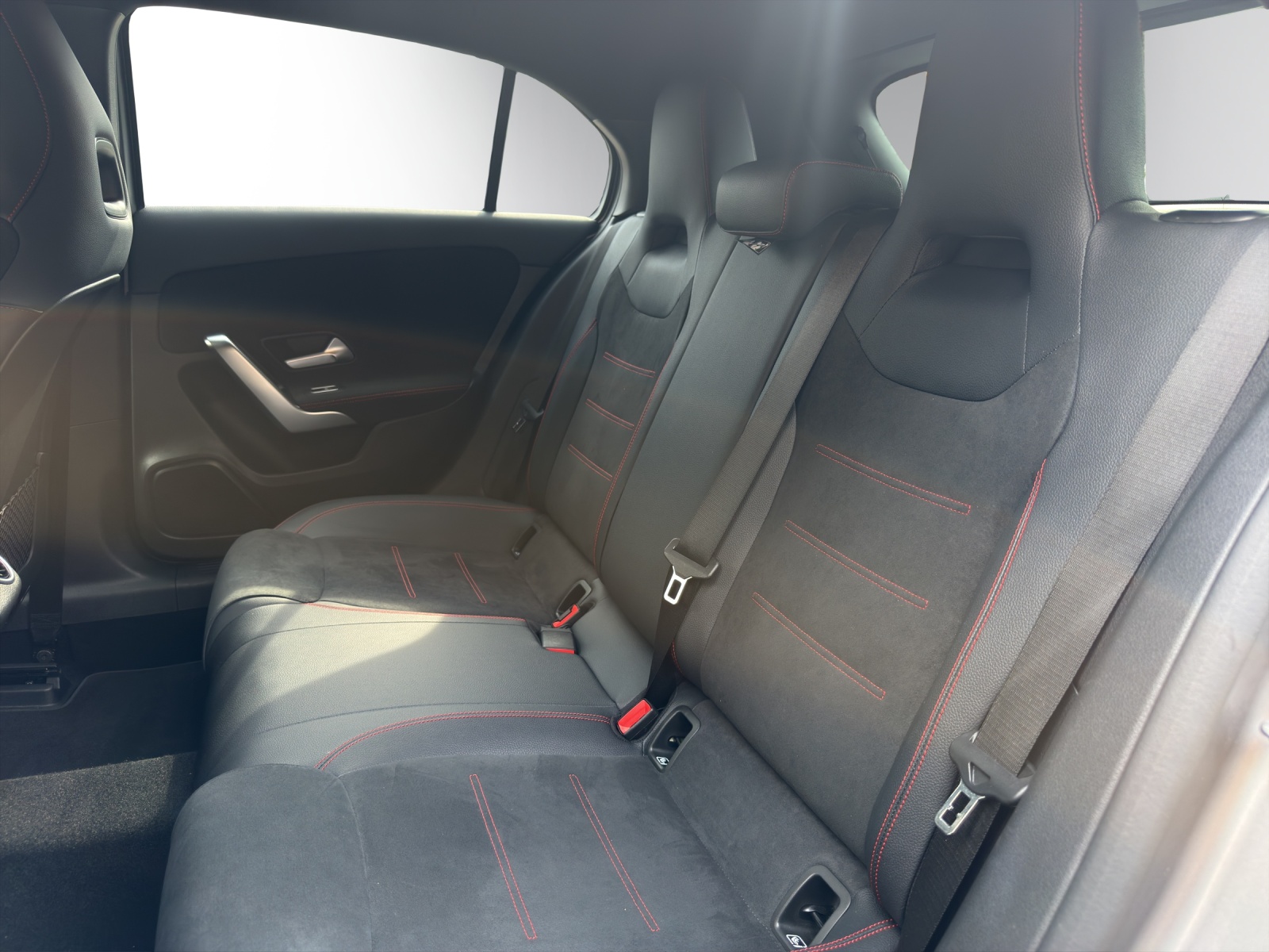 Image MERCEDES-BENZ A-200 A 200 AMG Line 4Matic