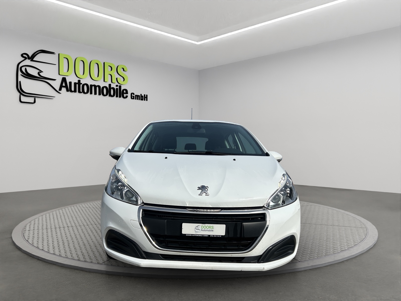 PEUGEOT 208 1.2 THP Allure-showroom-element-1