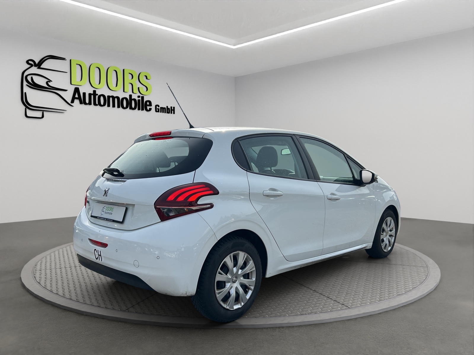 PEUGEOT 208 1.2 THP Allure-showroom-element-3