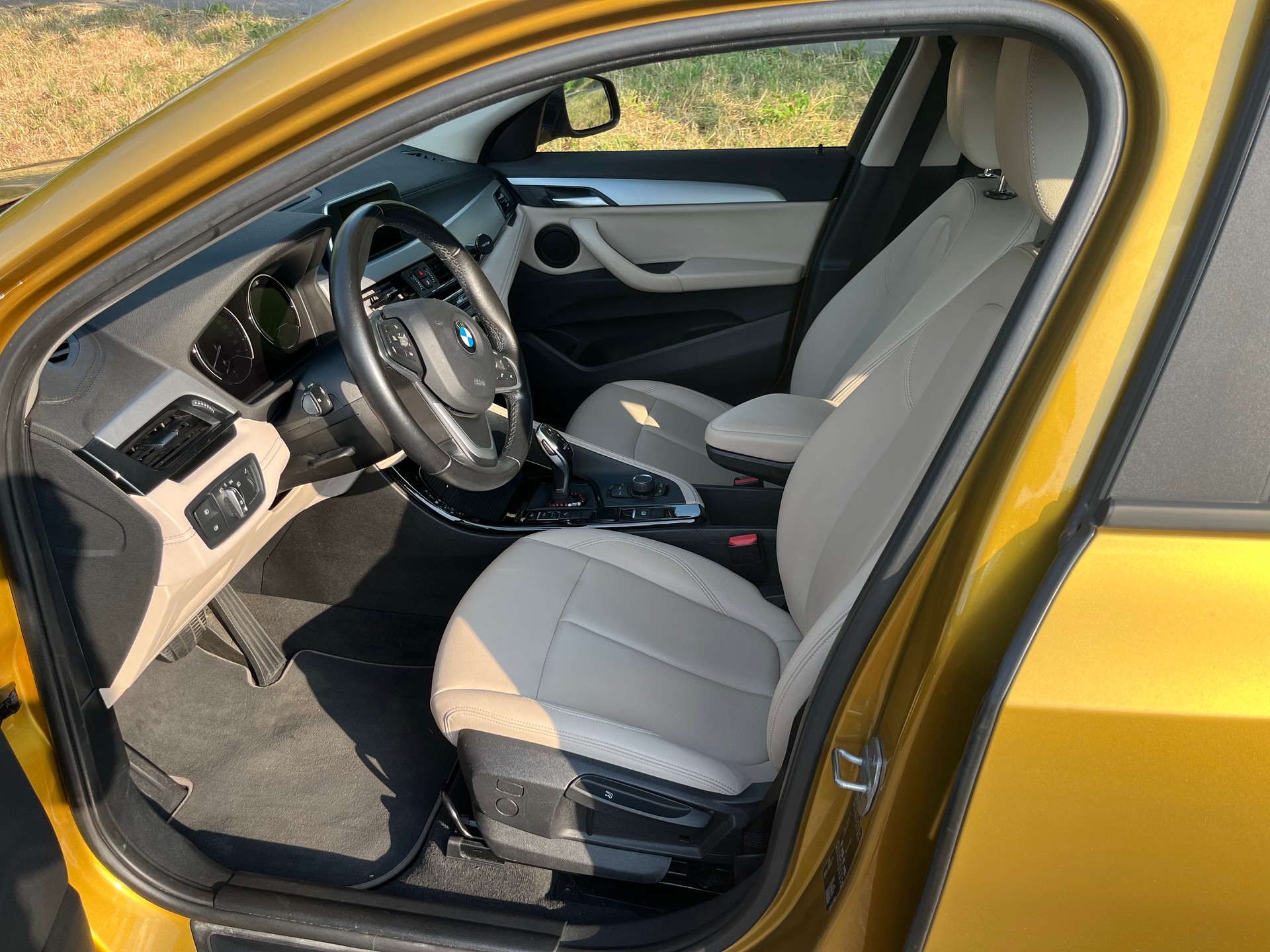 BMW 18i sDrive-image-6