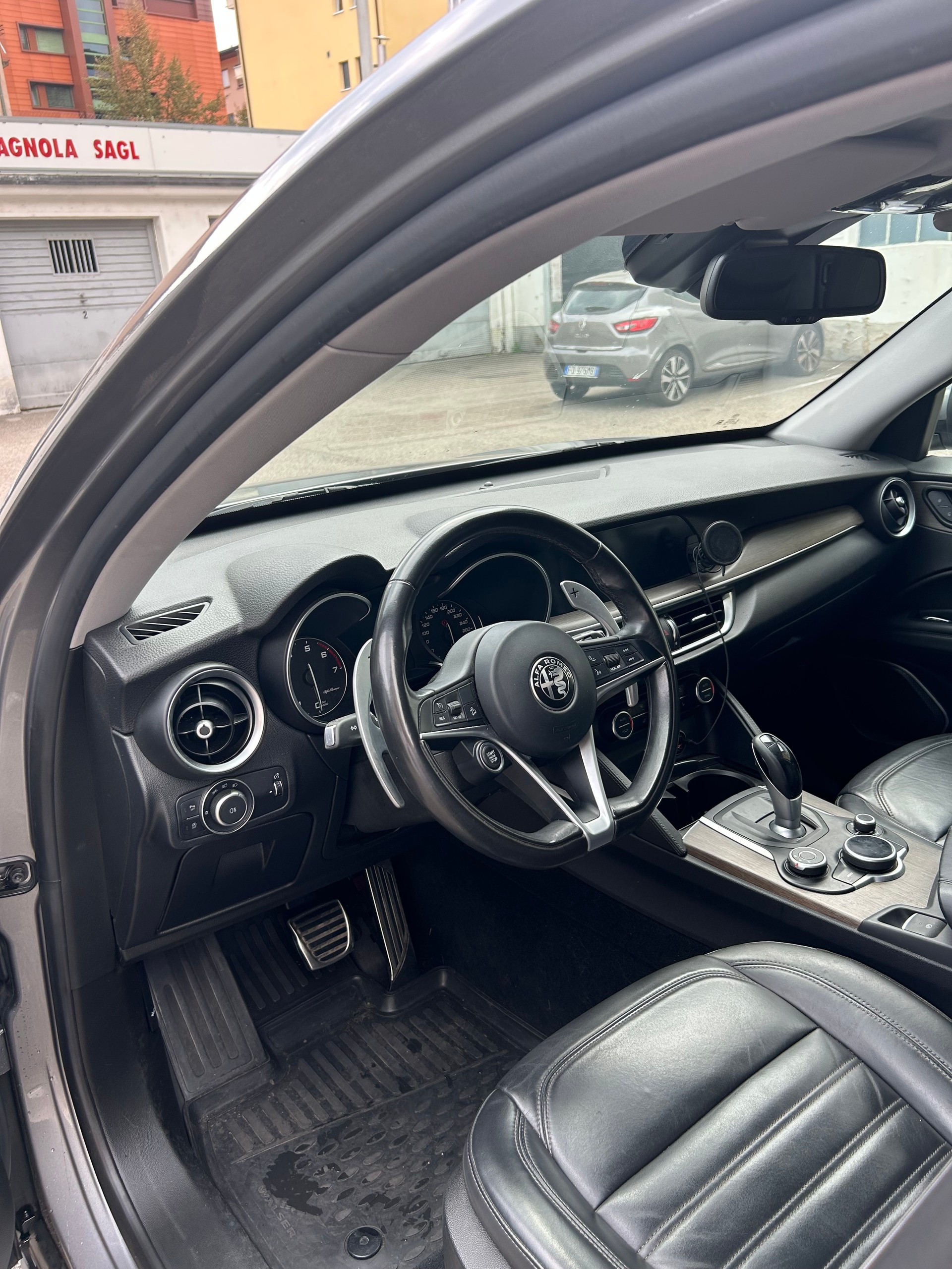ALFA ROMEO Stelvio 2.0 Super Q4 Automatic-image-6