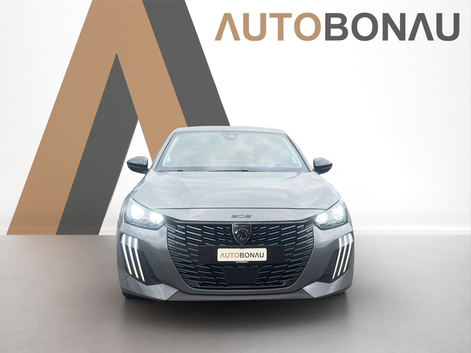 PEUGEOT 208 1.2 Hybrid Allure-image-56