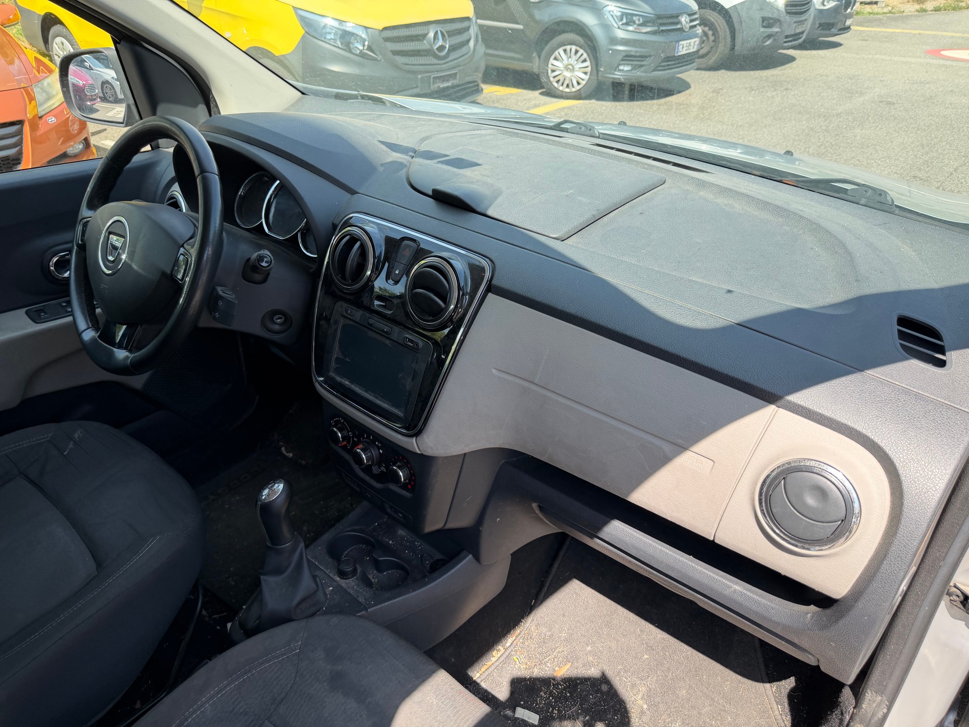 DACIA Lodgy 1.2 Turbo Ambiance 7PL-image-4