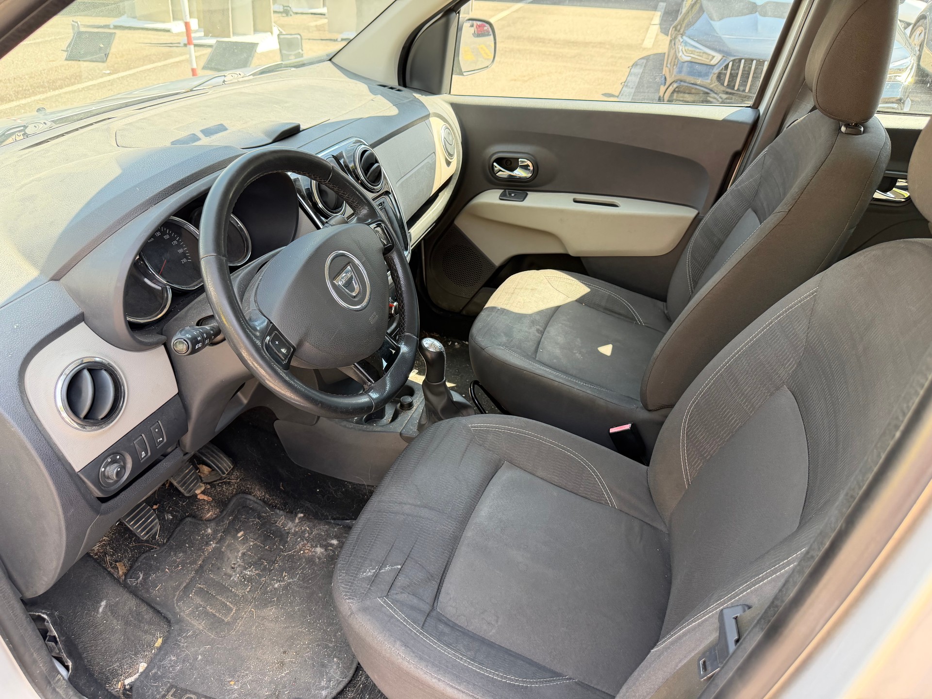 DACIA Lodgy 1.2 Turbo Ambiance 7PL-image-6
