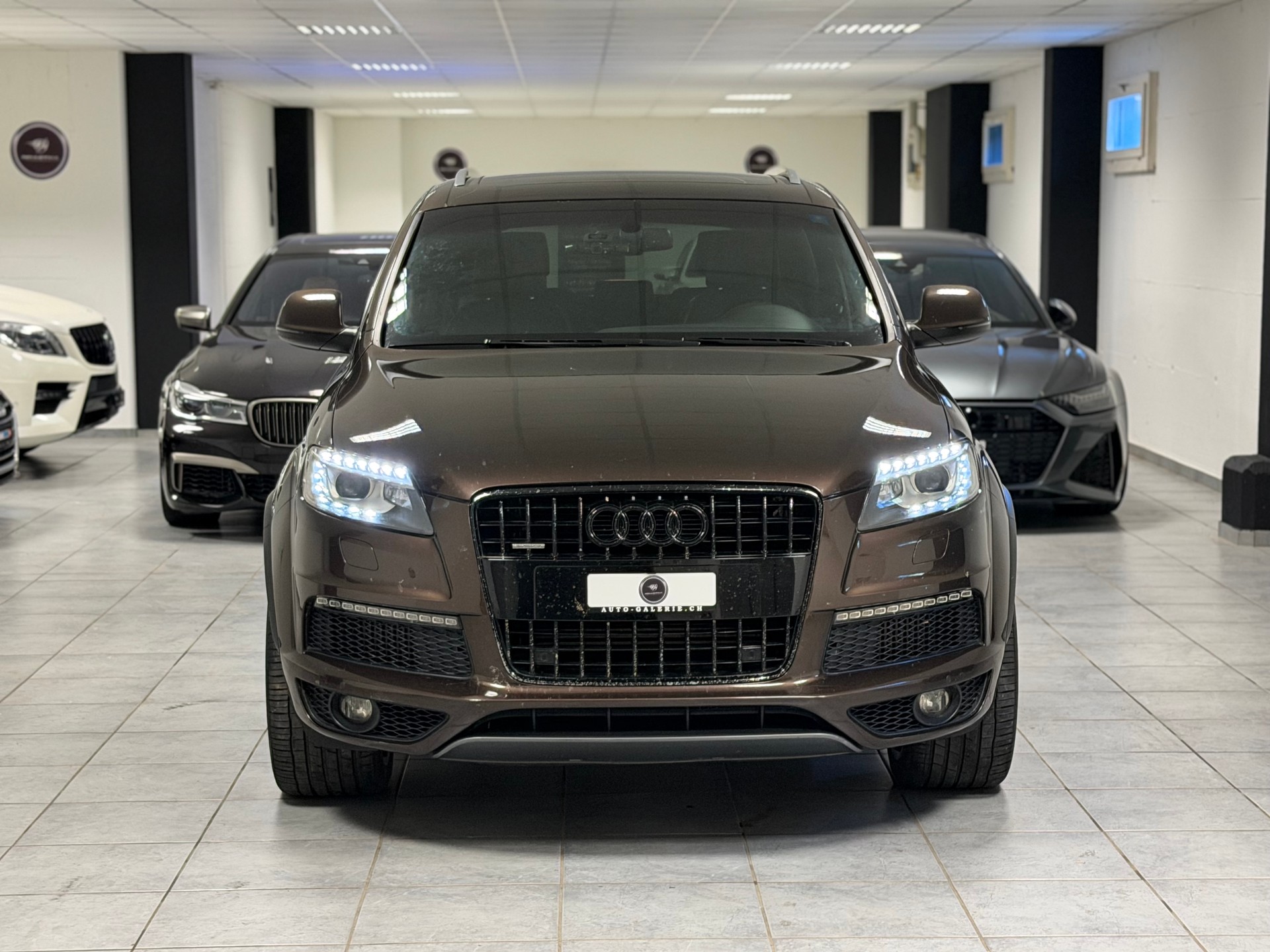 AUDI Q7 4.2 TDI quattro tiptronic-image-2