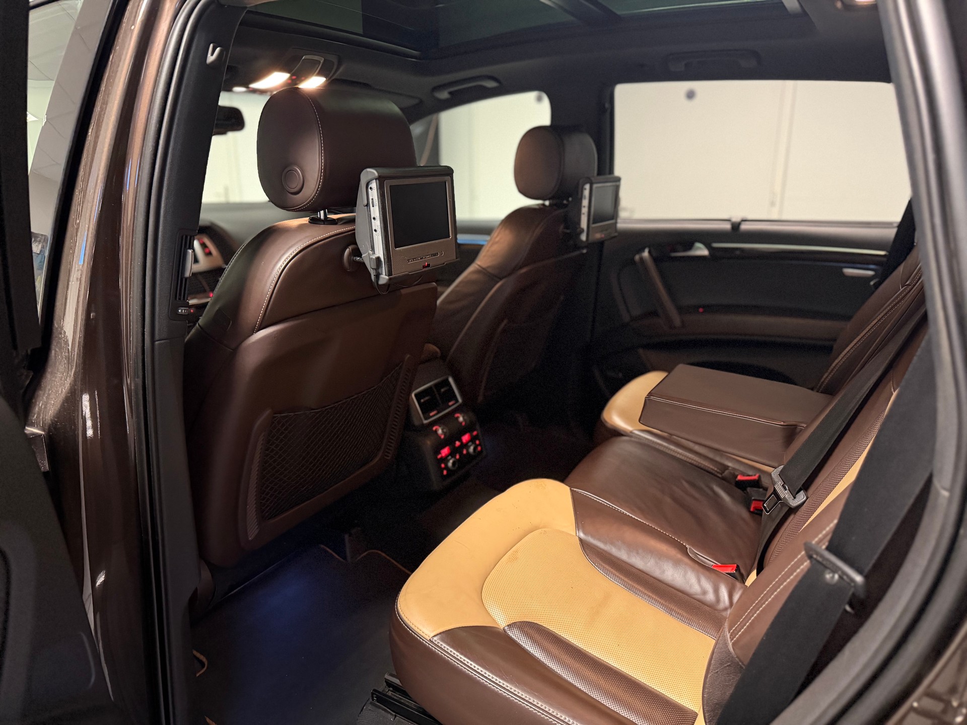 AUDI Q7 4.2 TDI quattro tiptronic-image-19