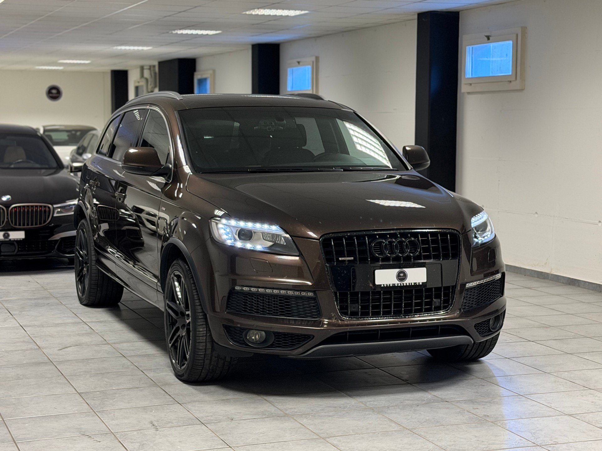 AUDI Q7 4.2 TDI quattro tiptronic-image-3