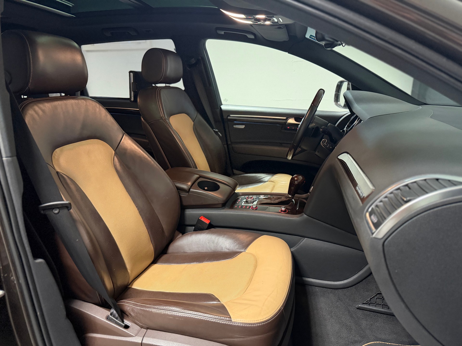 AUDI Q7 4.2 TDI quattro tiptronic-image-13
