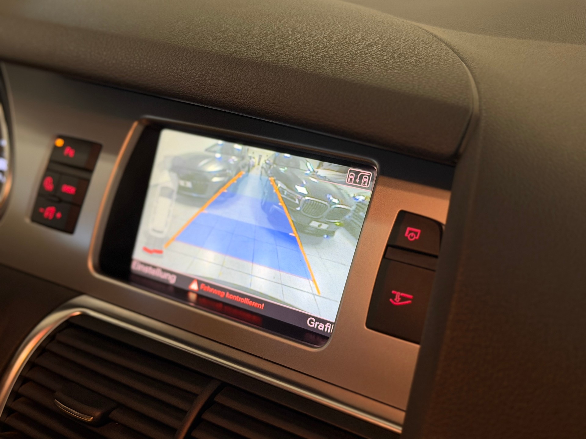 AUDI Q7 4.2 TDI quattro tiptronic-image-10