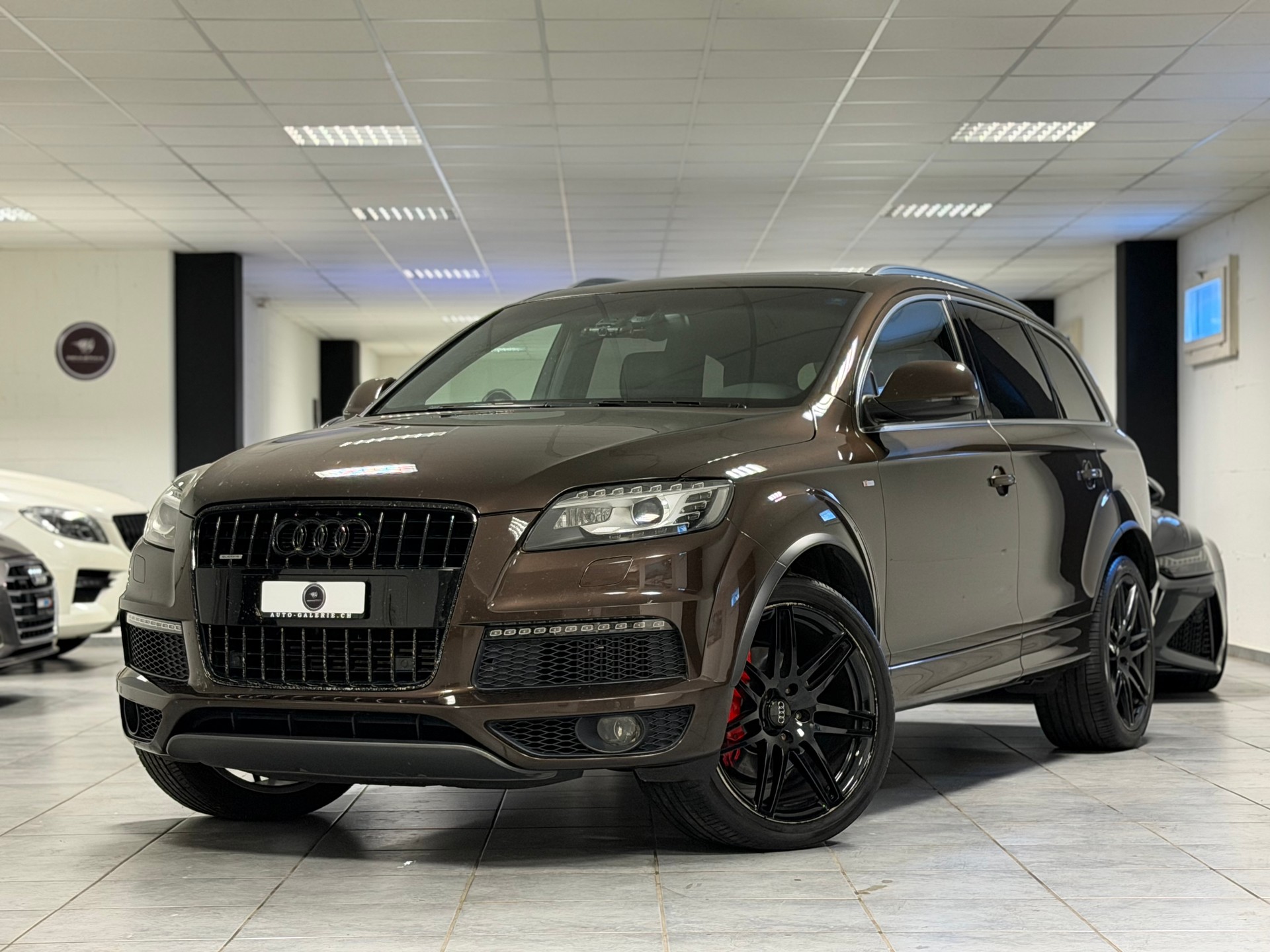 AUDI Q7 4.2 TDI quattro tiptronic-image-31