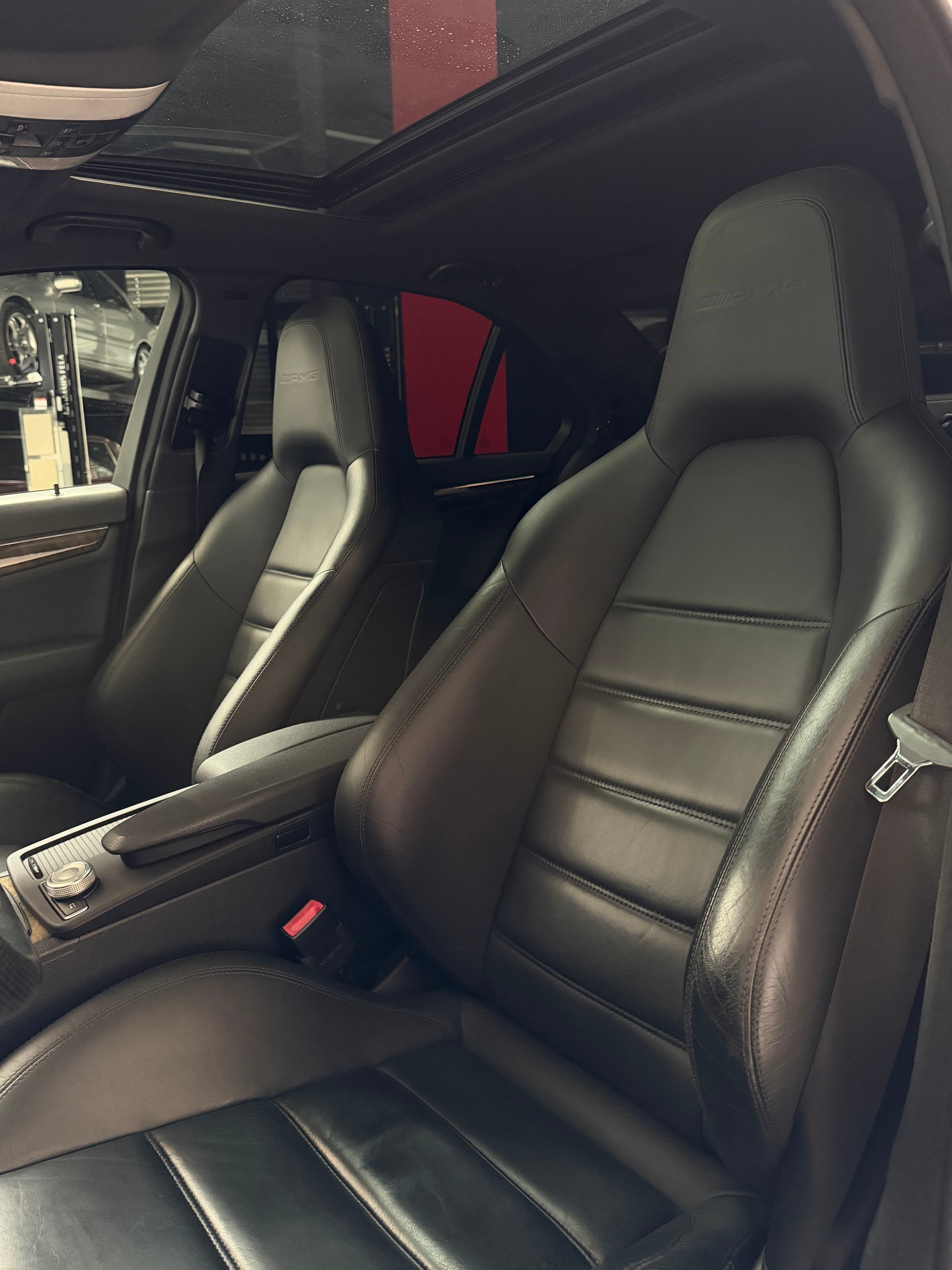 MERCEDES-BENZ C 63 AMG Avantgarde 7G-Tronic-image-5