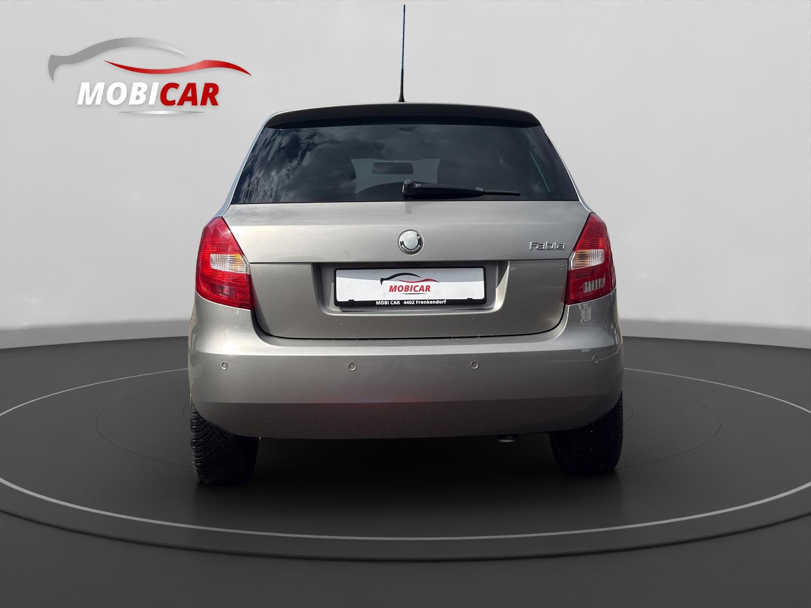SKODA Fabia 1.6 Elegance Tiptronic-image-3