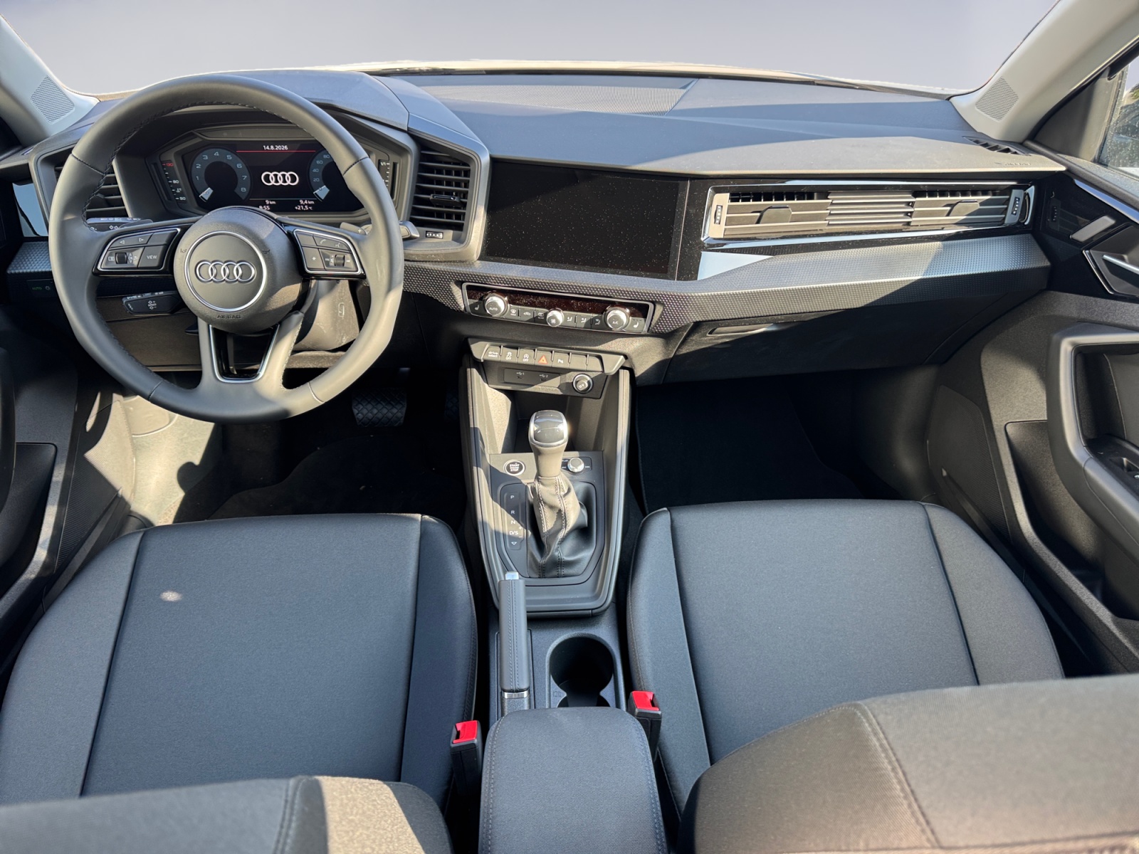 AUDI A1 Sportback 30 TFSI Attraction S-tronic-image-9