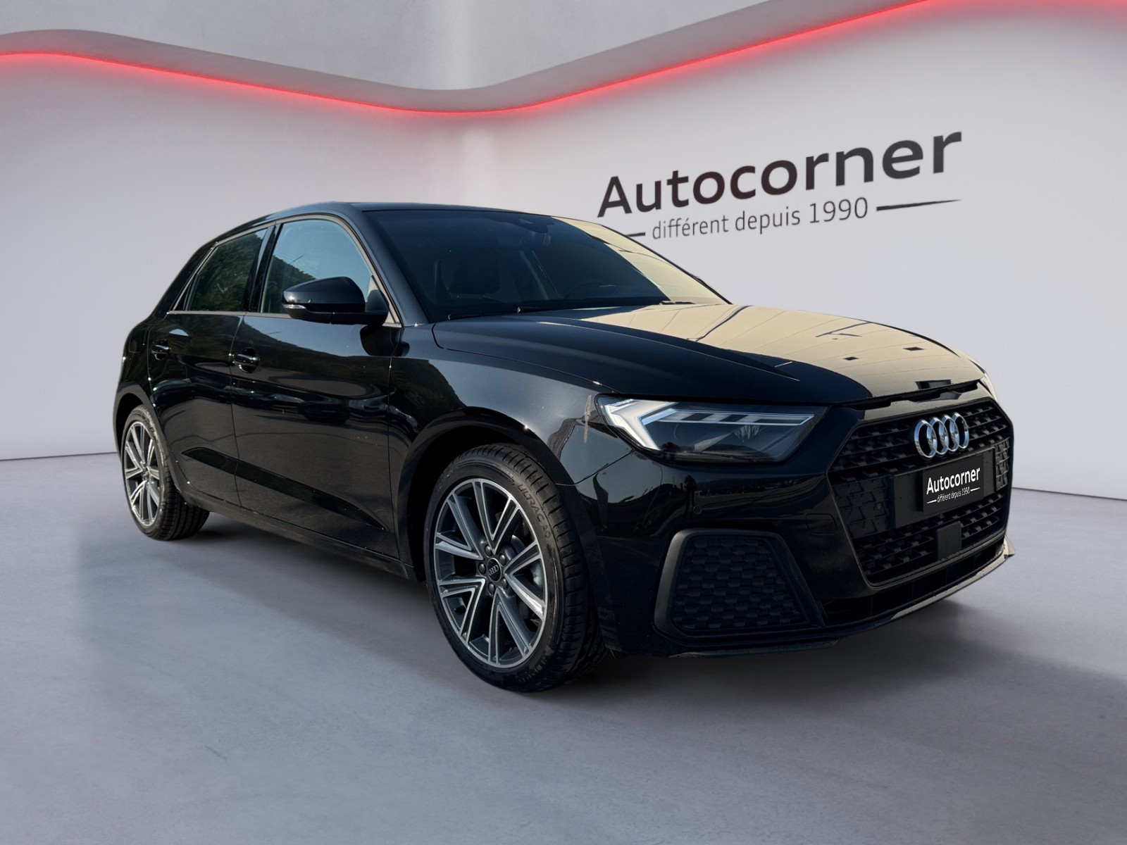AUDI A1 Sportback 30 TFSI Attraction S-tronic-image-0