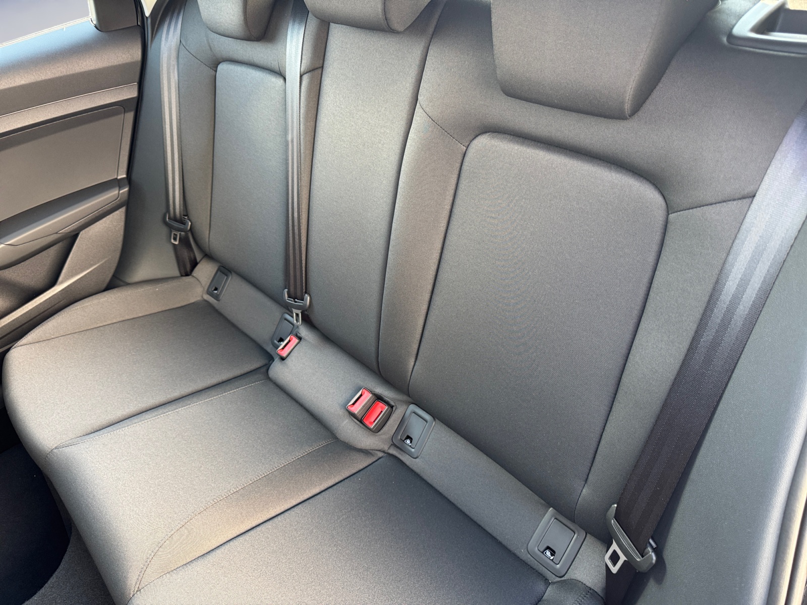 AUDI A1 Sportback 30 TFSI Attraction S-tronic-image-12