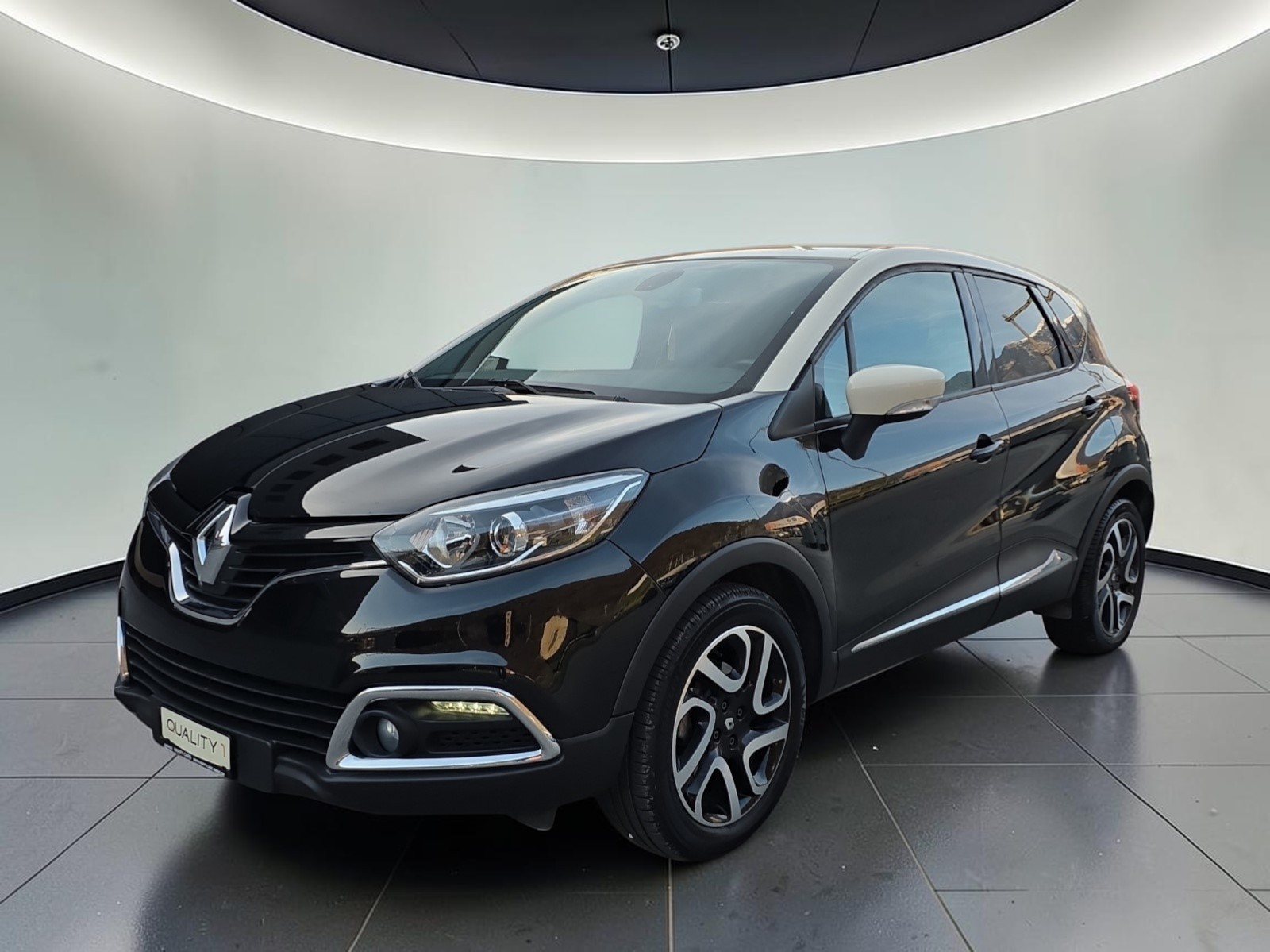 RENAULT Captur 1.2 T 16V Dynamique EDC-image-0