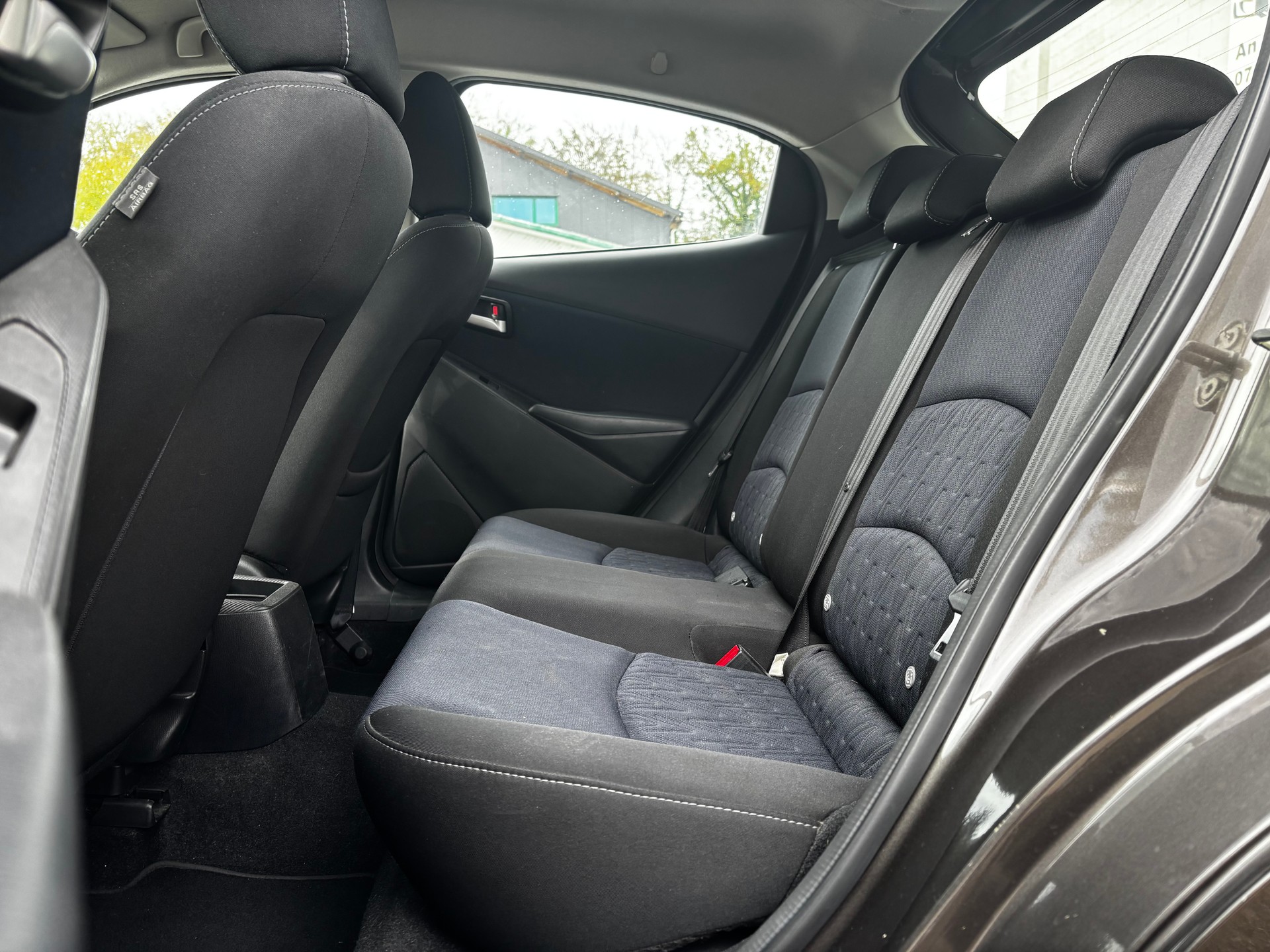 MAZDA 2 1.5i 16V Skyactiv-G Ambition-image-9
