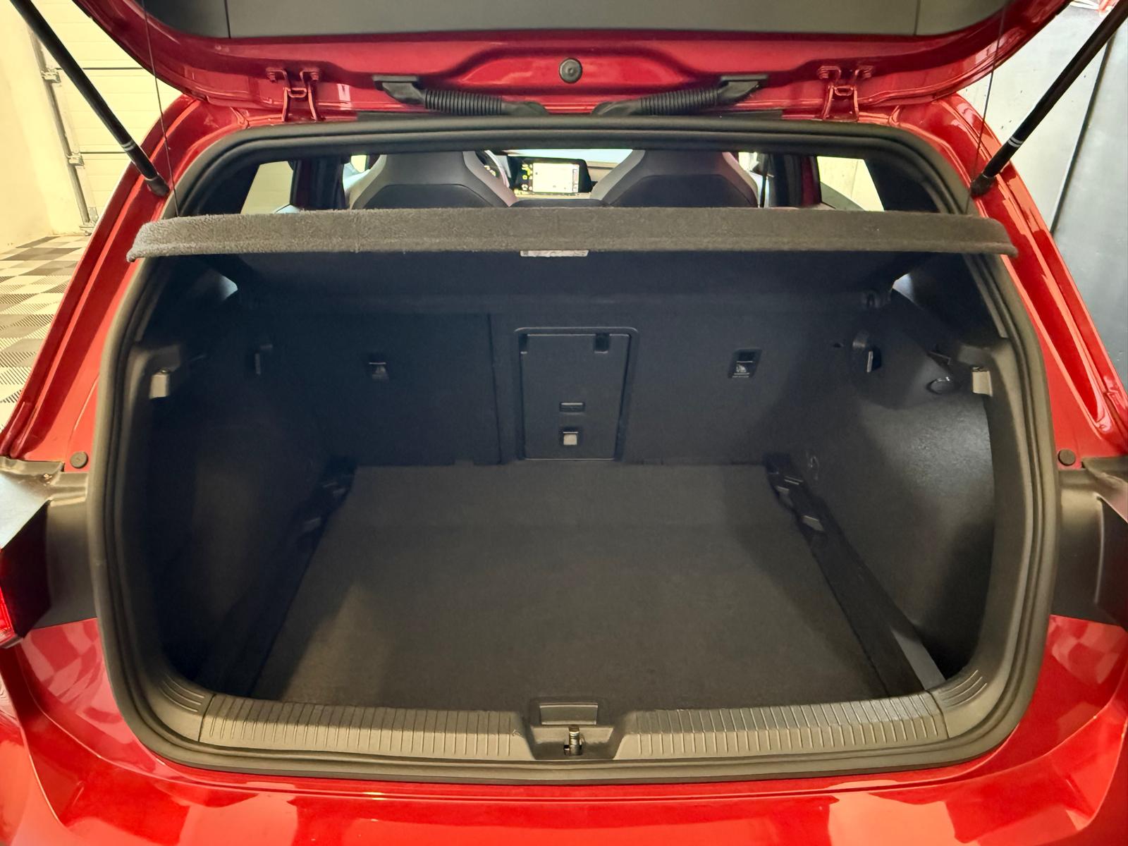 VW Golf 1.5 eTSI R-Line DSG *Matrix LED *Harman Kardon-image-26