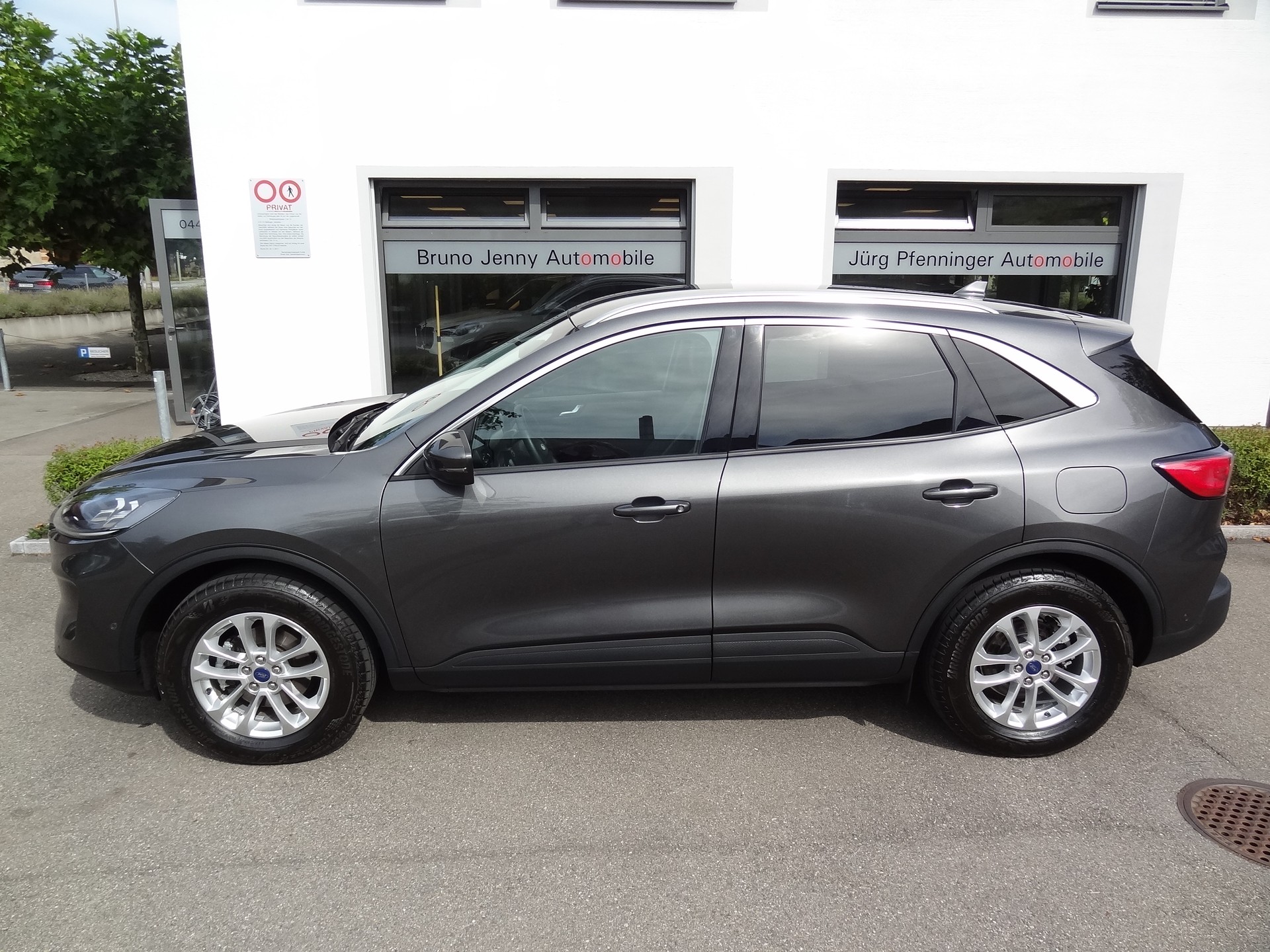 FORD Kuga 2.5 FHEV Titanium X 4WD-image-1