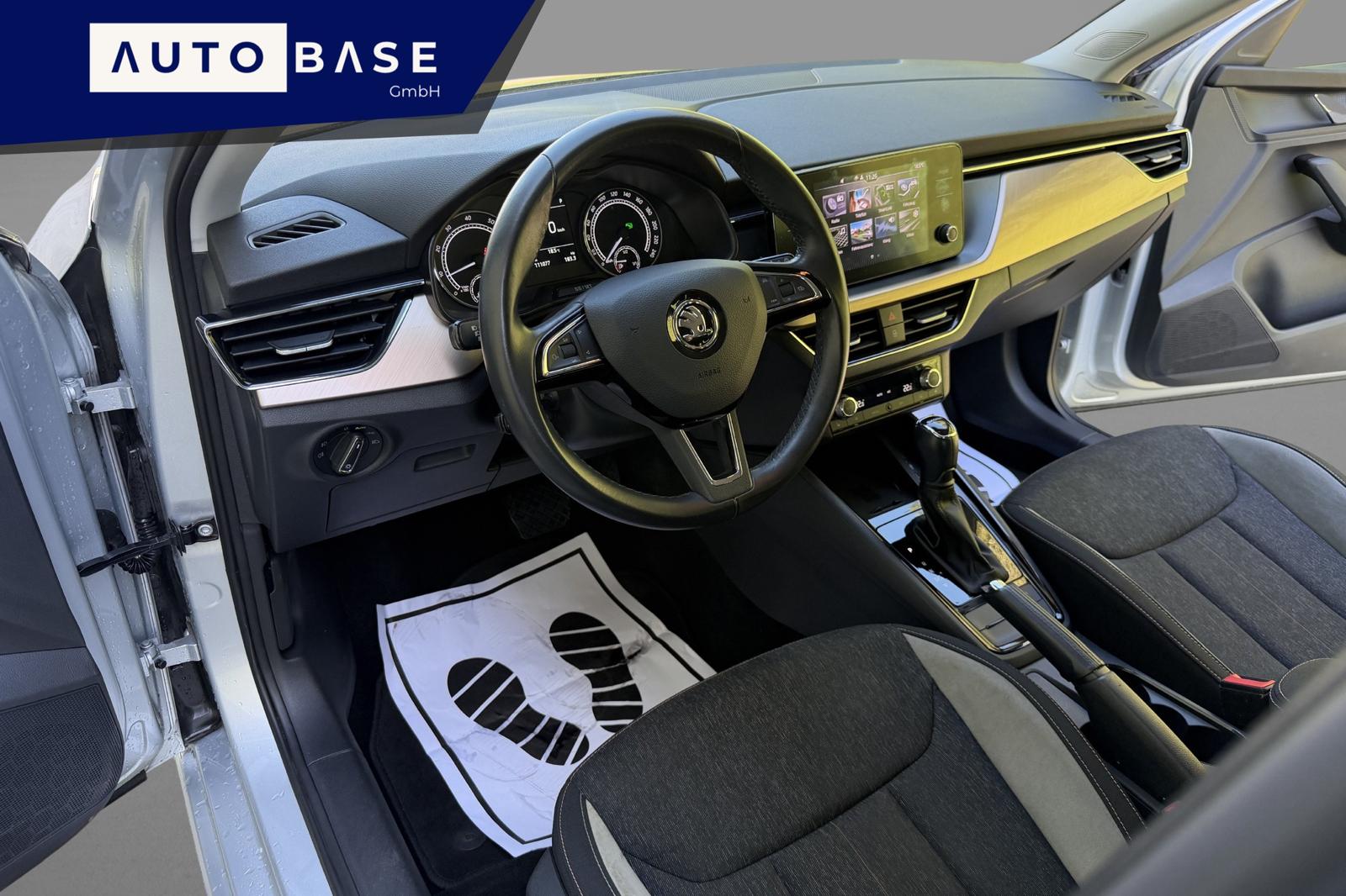 SKODA Scala 1.5 TSI ACT Ambition DSG-image-9