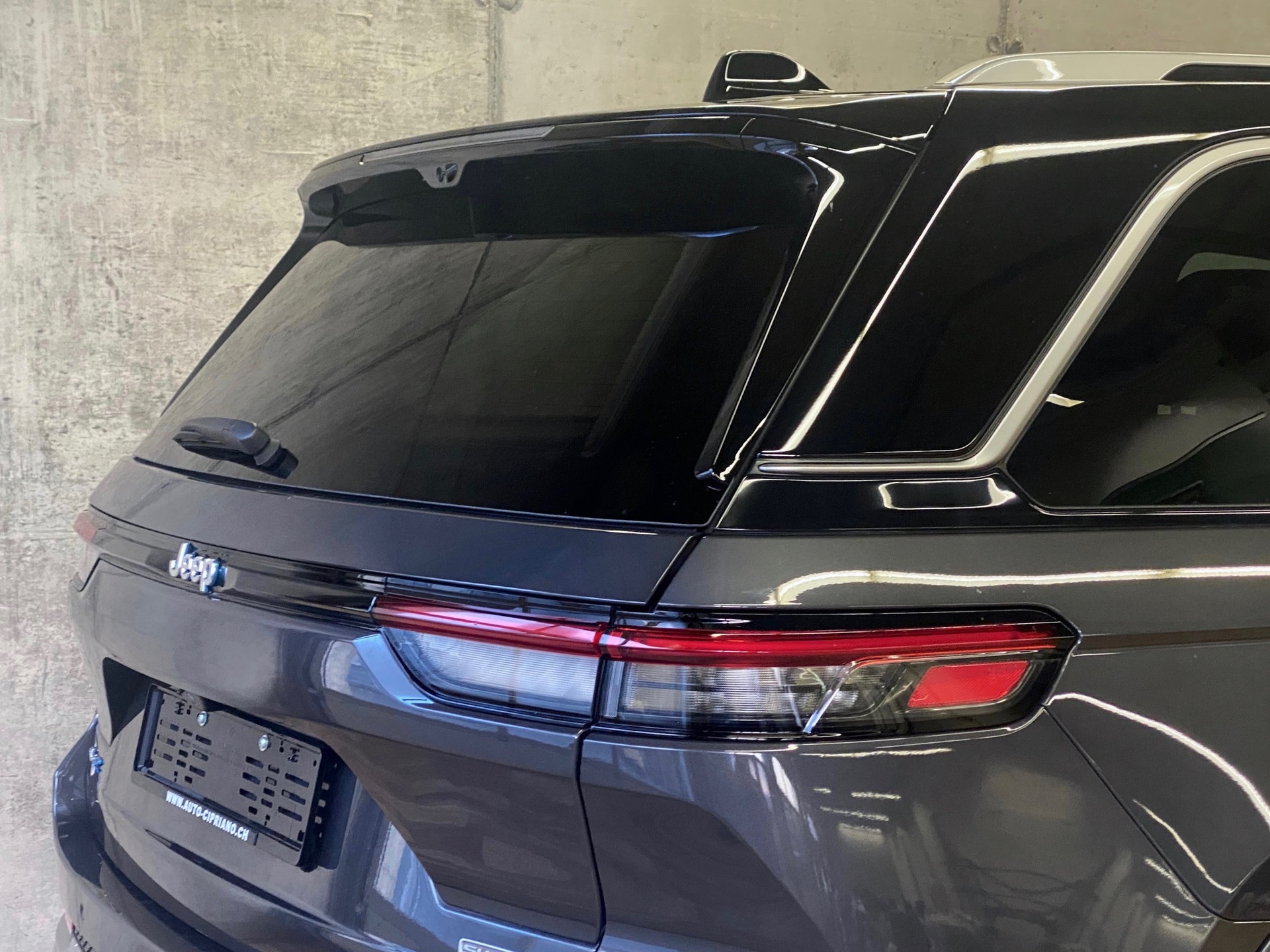 JEEP Grand Cherokee 2.0 *Plug-in-Hybrid*Summit*Swiss*Reserve*4xe*-image-29