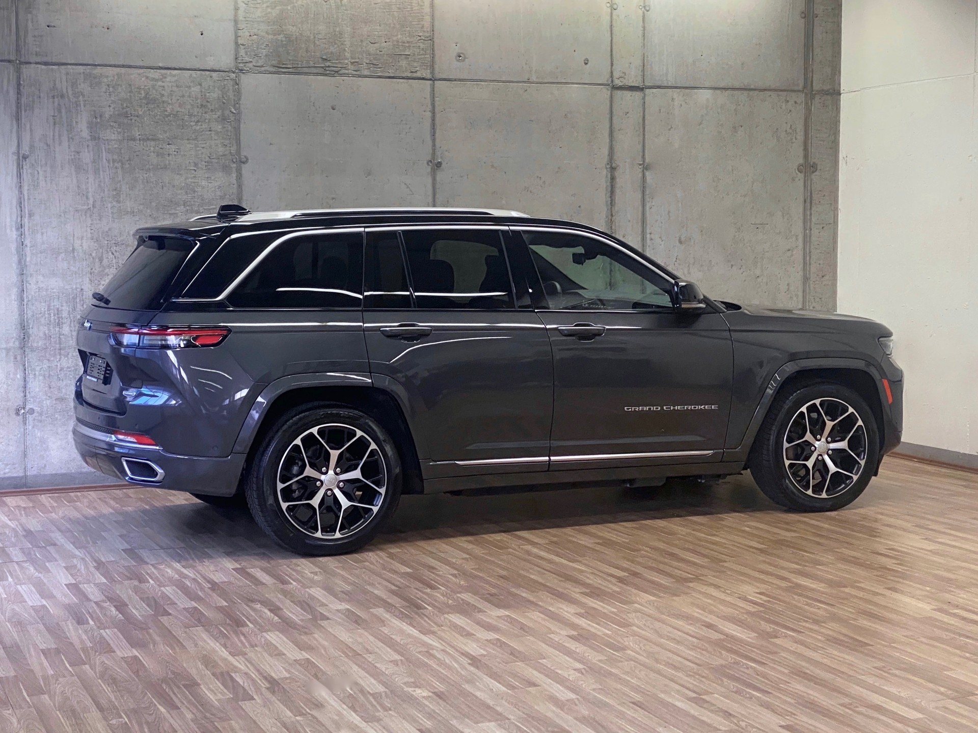 JEEP Grand Cherokee 2.0 *Plug-in-Hybrid*Summit*Swiss*Reserve*4xe*-image-2