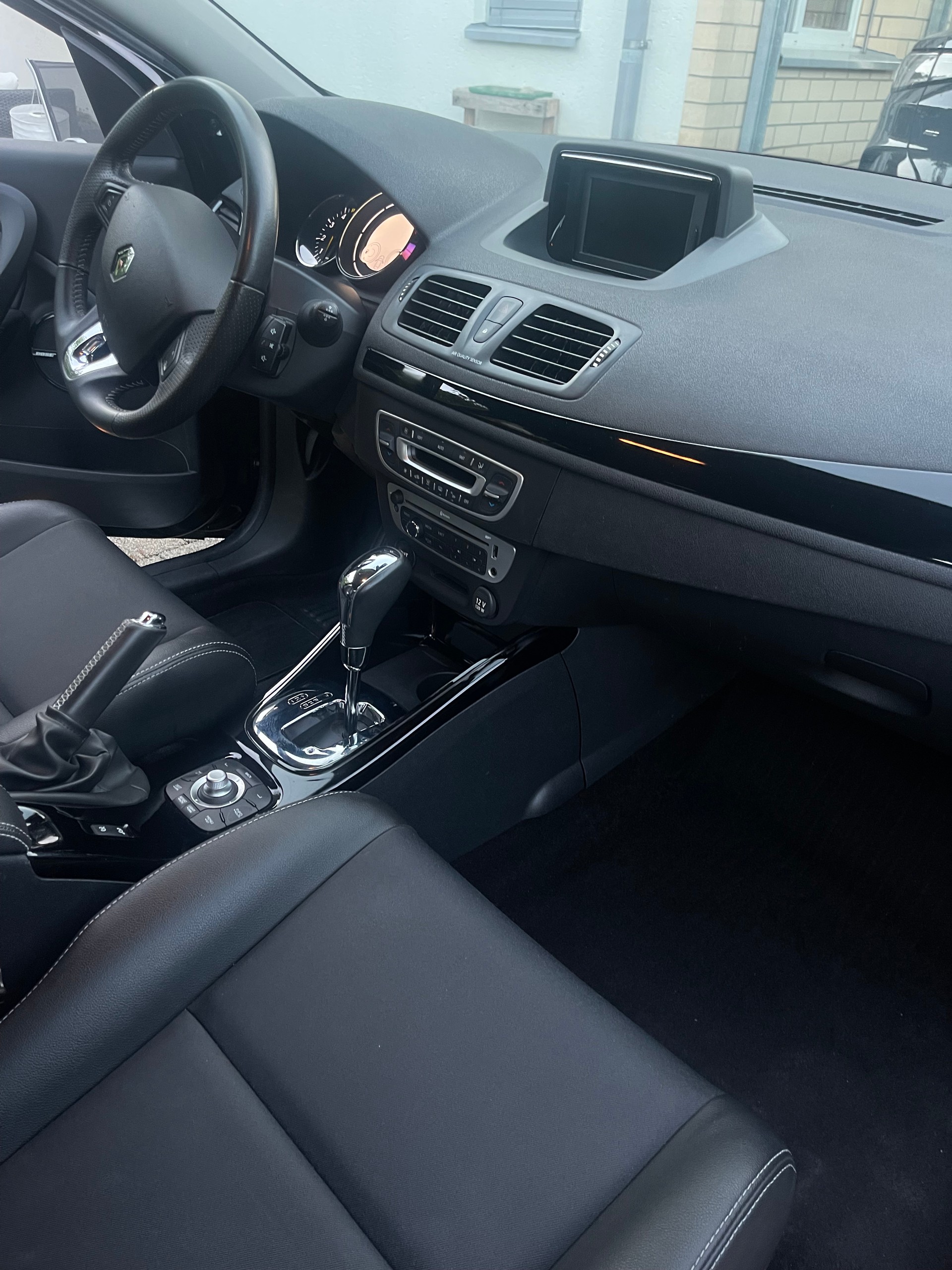 RENAULT 1.5 dCi Swiss Edition EDC-image-4