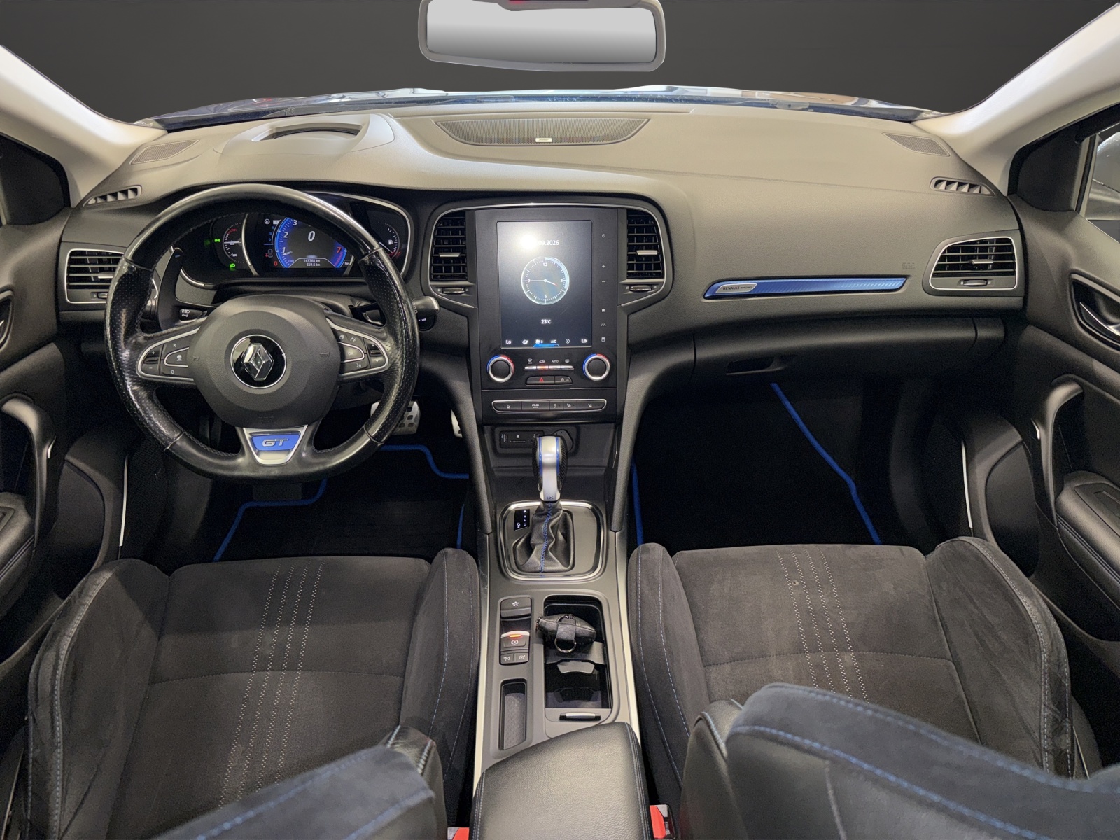 RENAULT Mégane Grandtour 1.6 16V Turbo GT Limited EDC-image-8