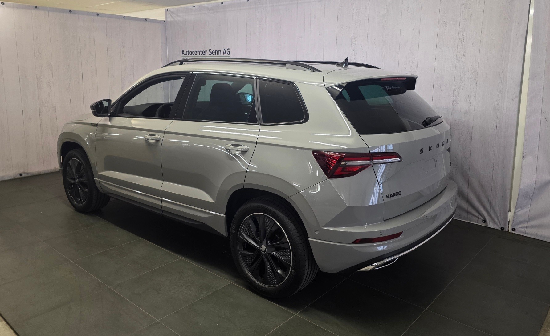 SKODA Karoq 2.0 TSI SportLine 4x4 DSG-showroom-element-3
