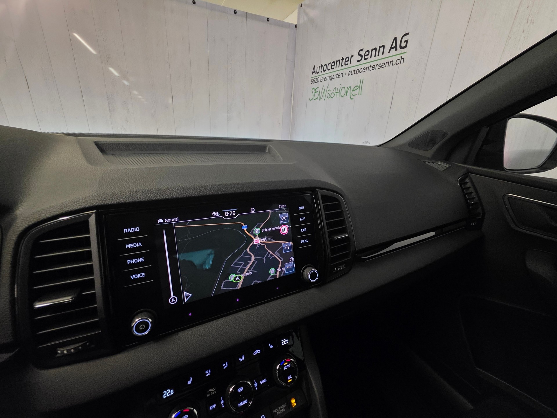 SKODA Karoq 2.0 TSI SportLine 4x4 DSG-image-15