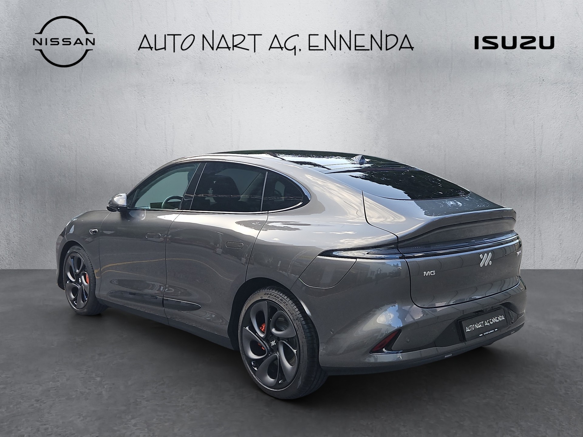 MG IM6 EV 100kWh Performance 21-showroom-element-2