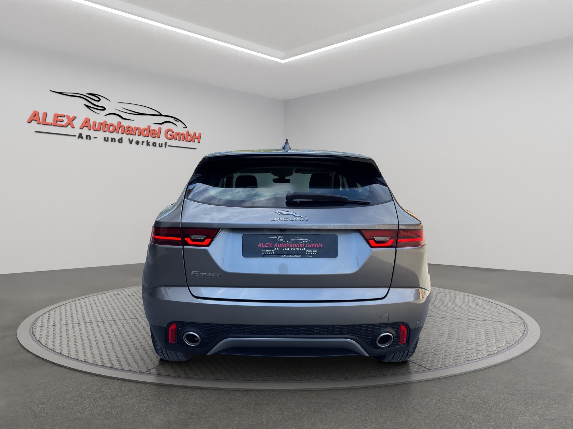 JAGUAR E-Pace 2.0 P250 R-Dynamic S AWD Automatik-image-4