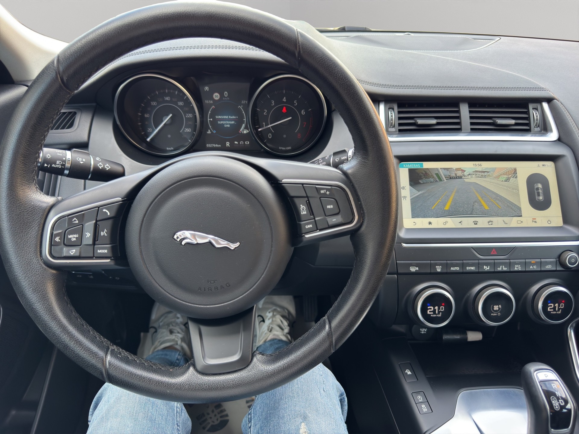 JAGUAR E-Pace 2.0 P250 R-Dynamic S AWD Automatik-image-12
