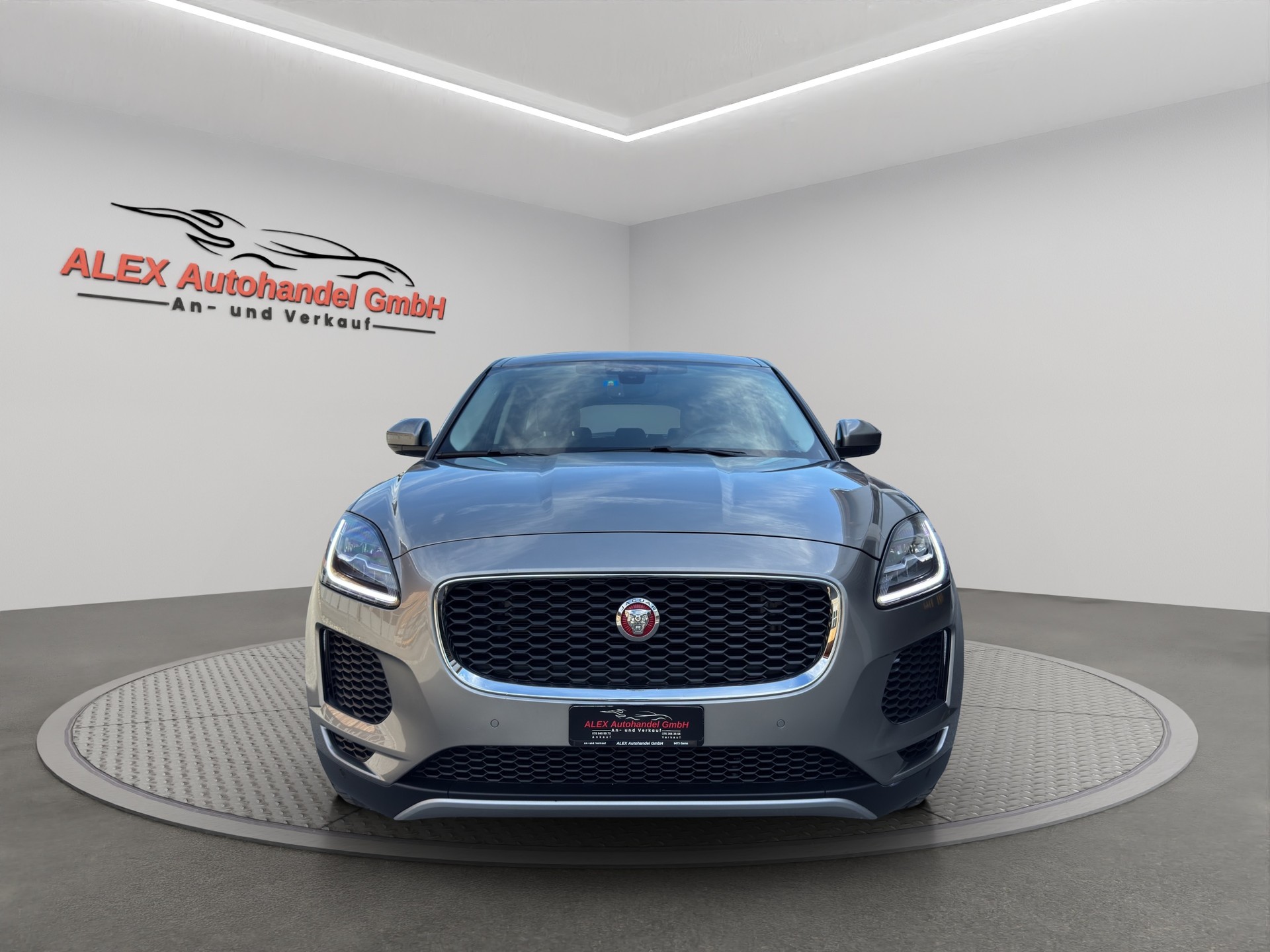 JAGUAR E-Pace 2.0 P250 R-Dynamic S AWD Automatik-image-1