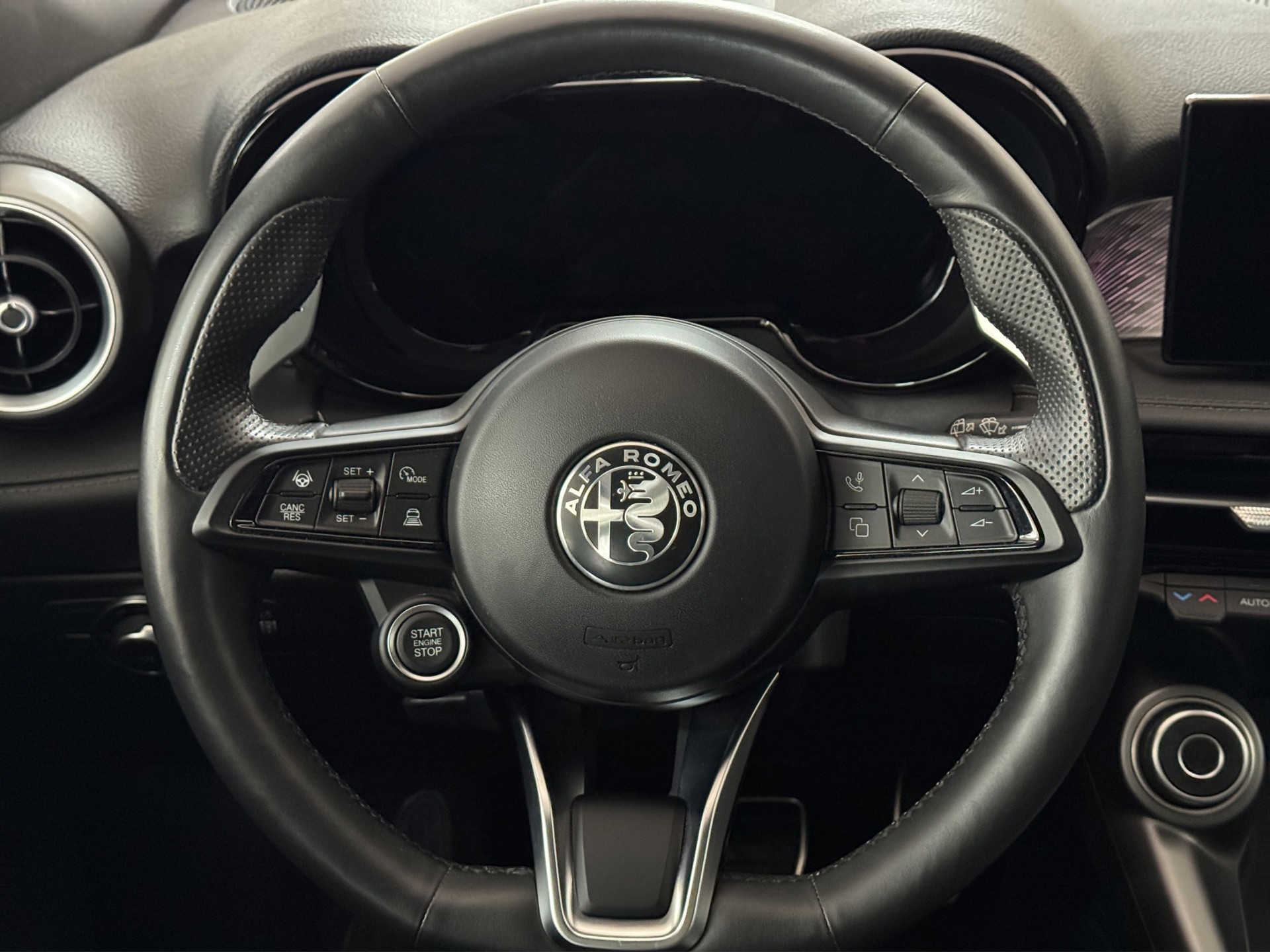 ALFA ROMEO Tonale 1.5 48V Hybrid Veloce Pack Premium Sky-image-13