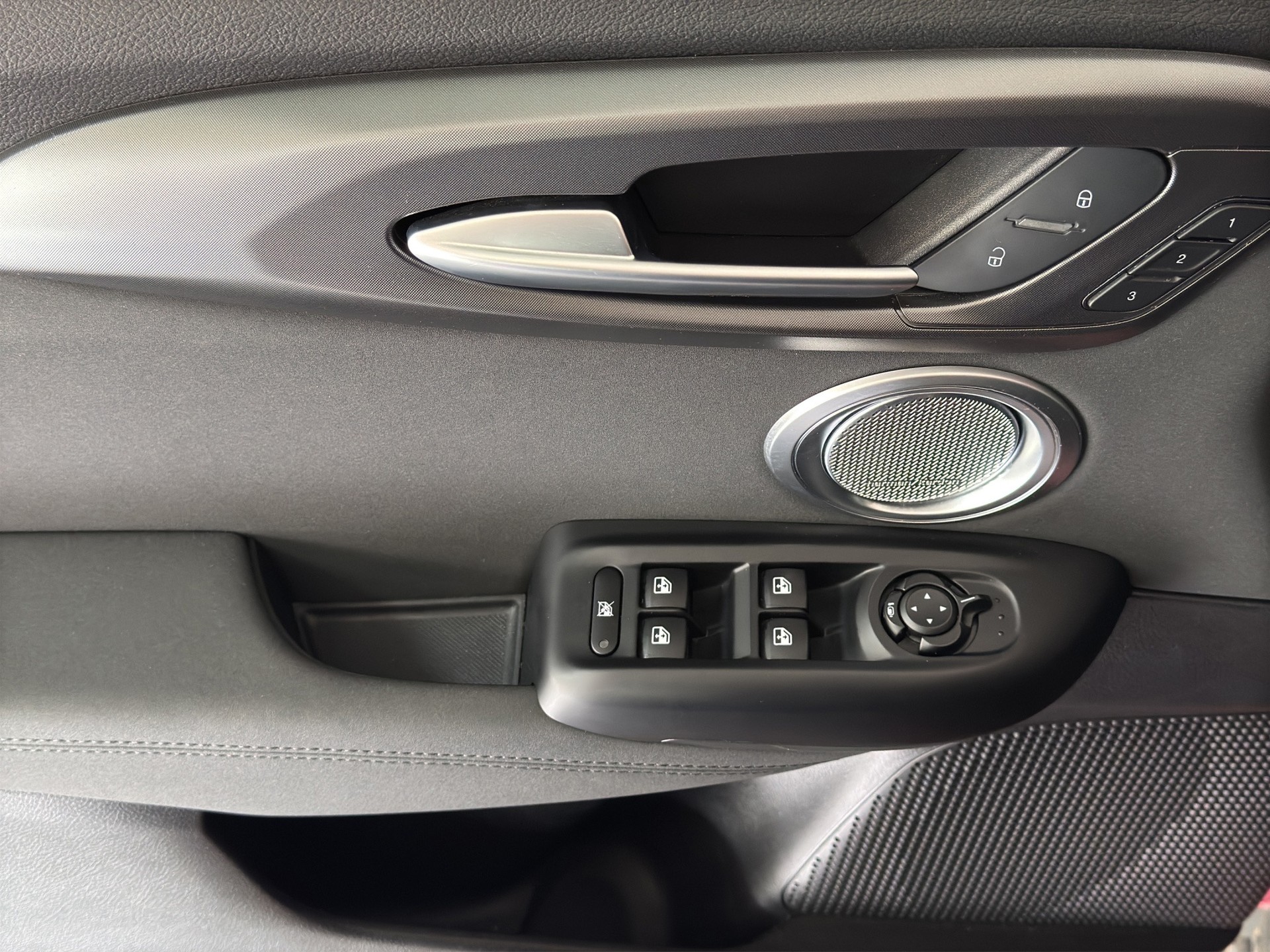 ALFA ROMEO Tonale 1.5 48V Hybrid Veloce Pack Premium Sky-image-9