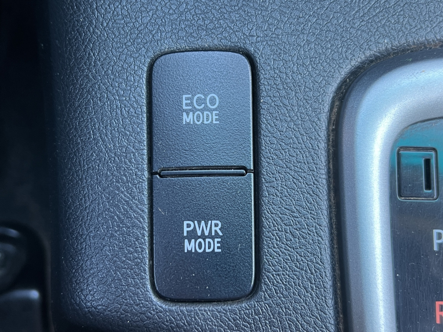 TOYOTA Hilux Double Cab.-Pick-up 2.4 D-4D 150 Sol-image-17