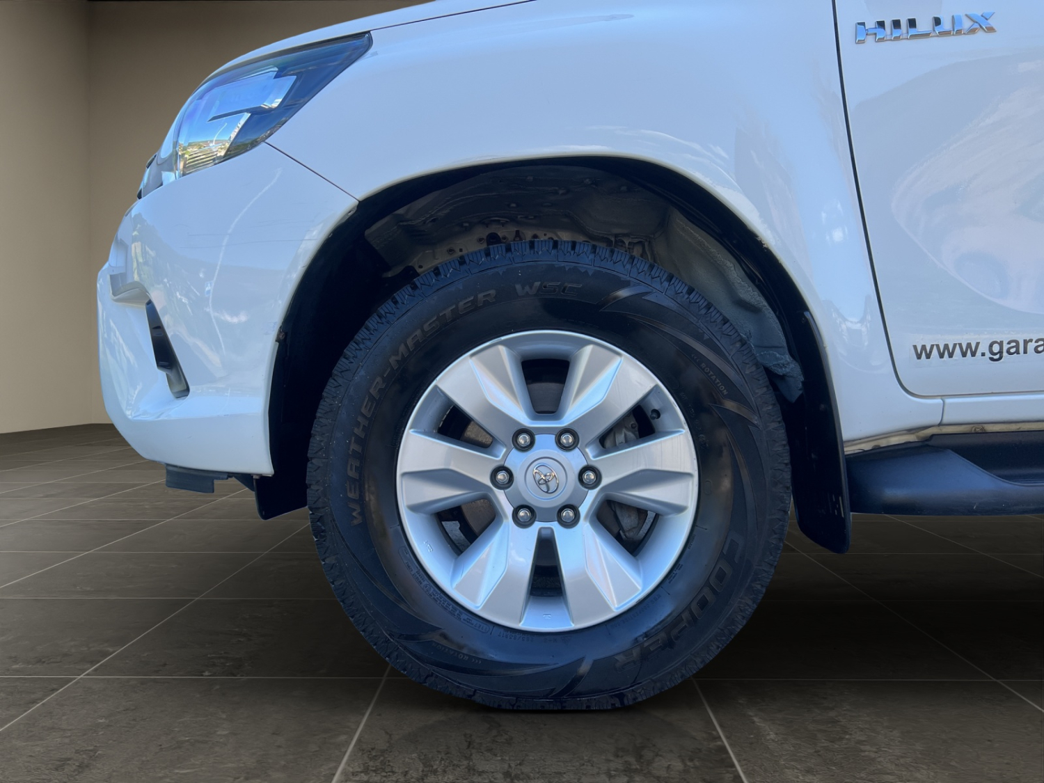 TOYOTA Hilux Double Cab.-Pick-up 2.4 D-4D 150 Sol-image-25