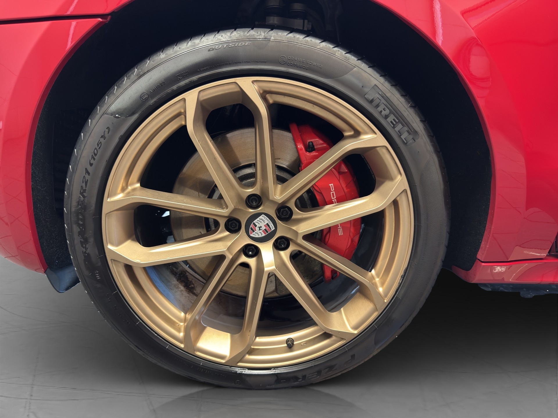 PORSCHE Macan Turbo Performance PDK-image-12