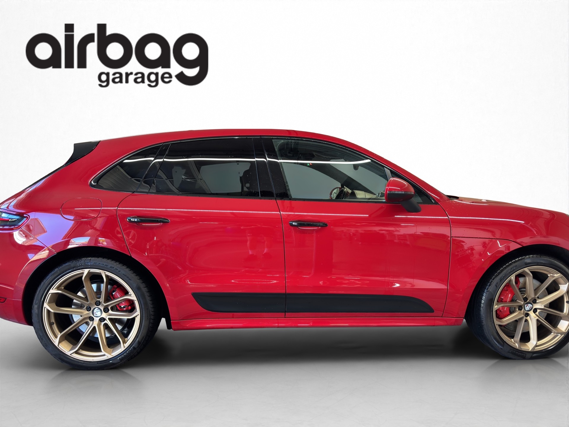 PORSCHE Macan Turbo Performance PDK-image-4